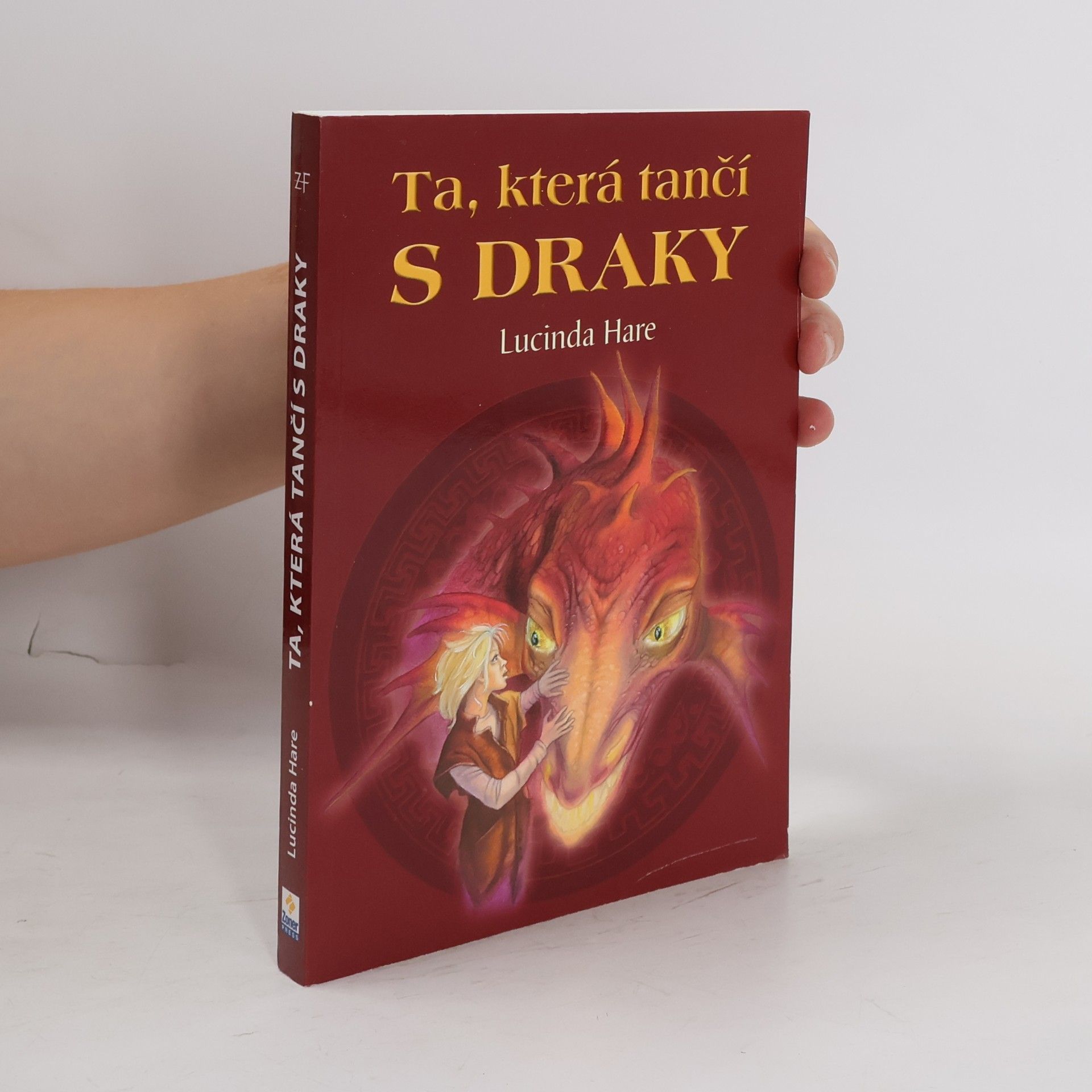 Lucinda Hare Ta, která tančí s draky