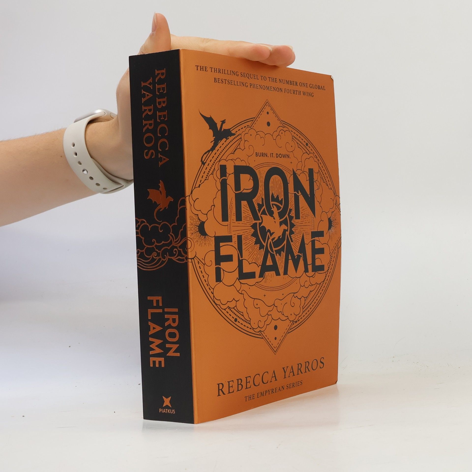 Rebecca Yarros Iron Flame