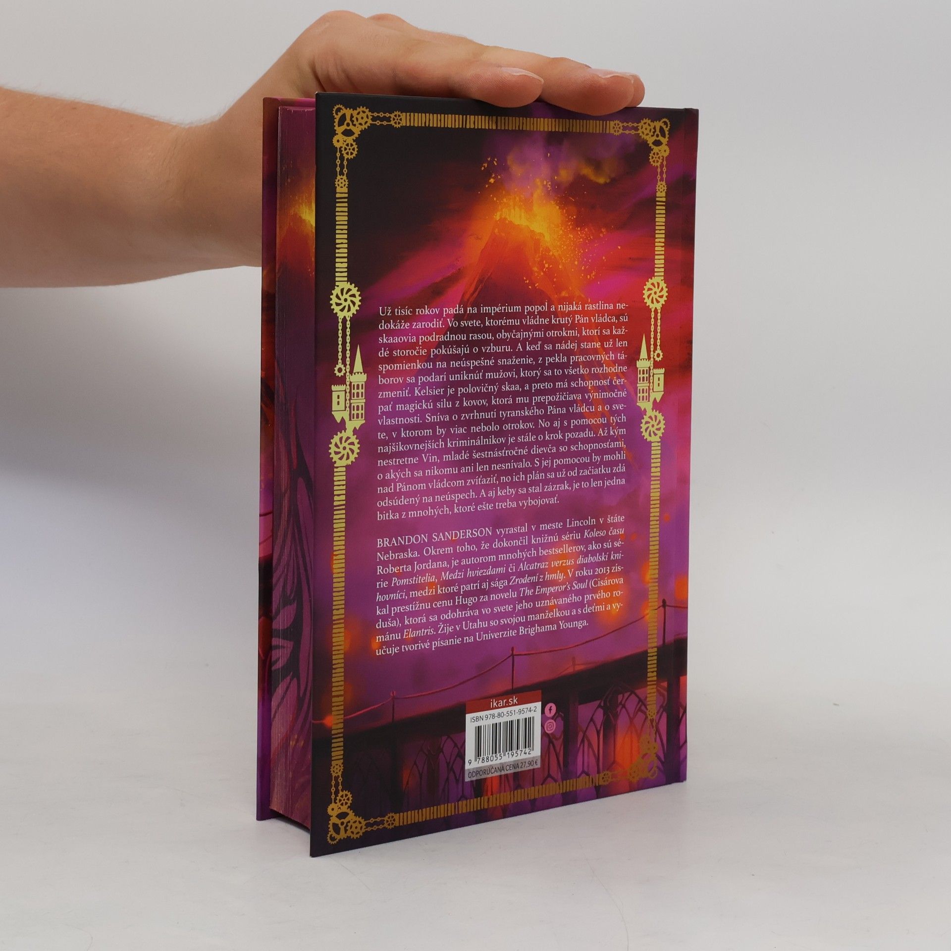 Brandon Sanderson Mistborn: Zrodení z hmly