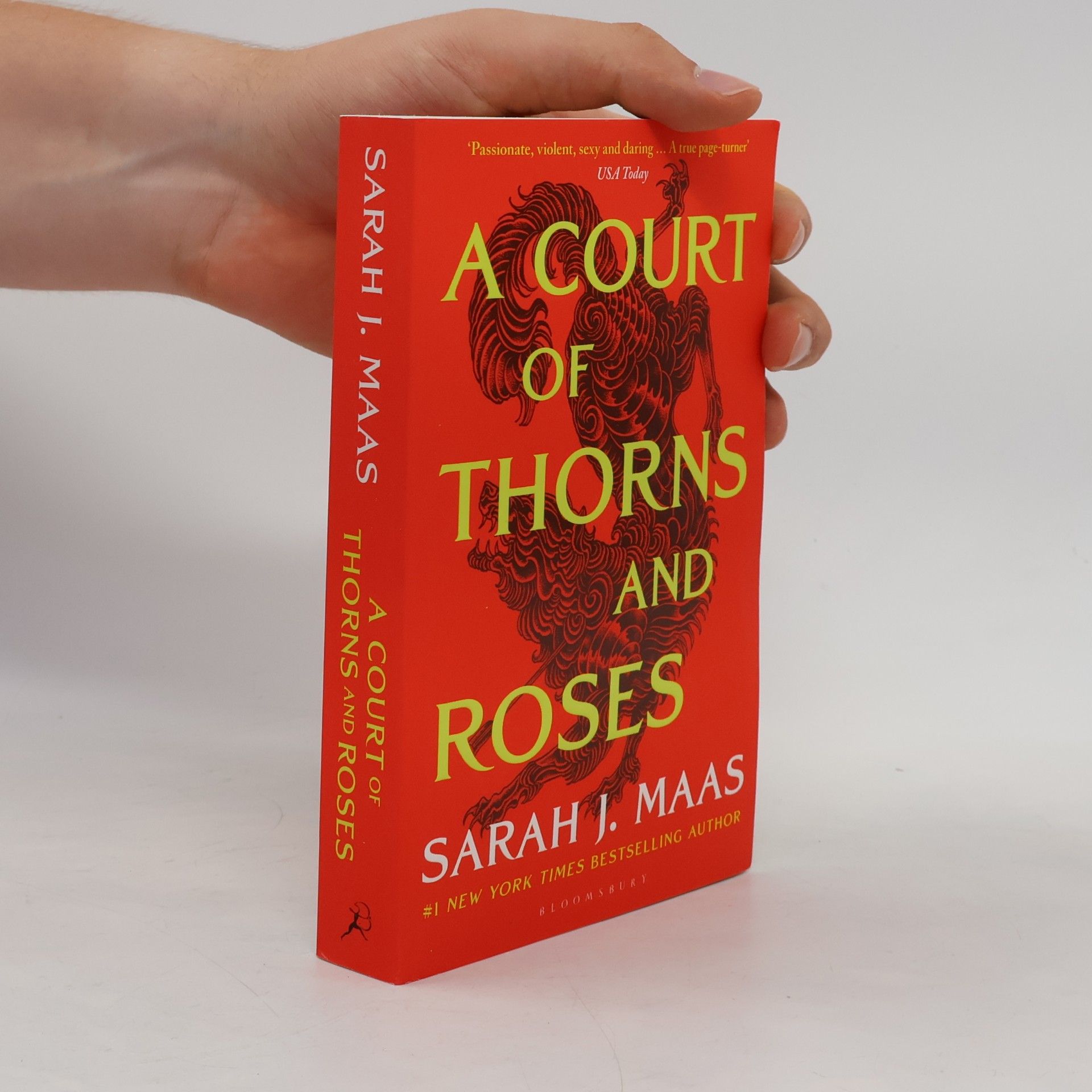 Sarah J. Maasová A Court of Thorns and Roses
