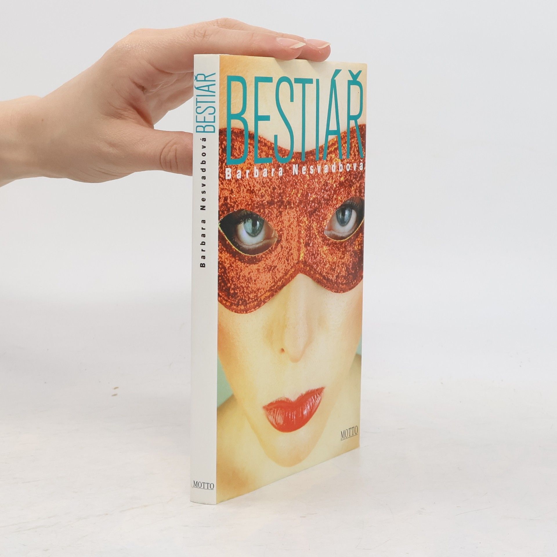 Bára Nesvadbová Bestiář