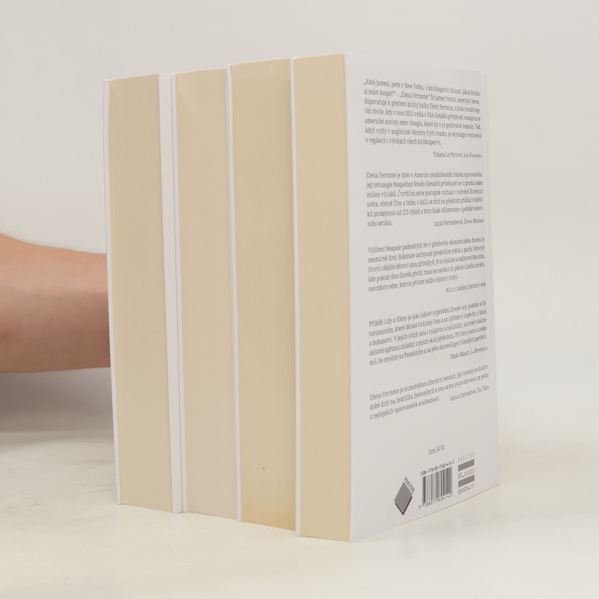 Elena Ferrante Geniální přítelkyně 1-4
