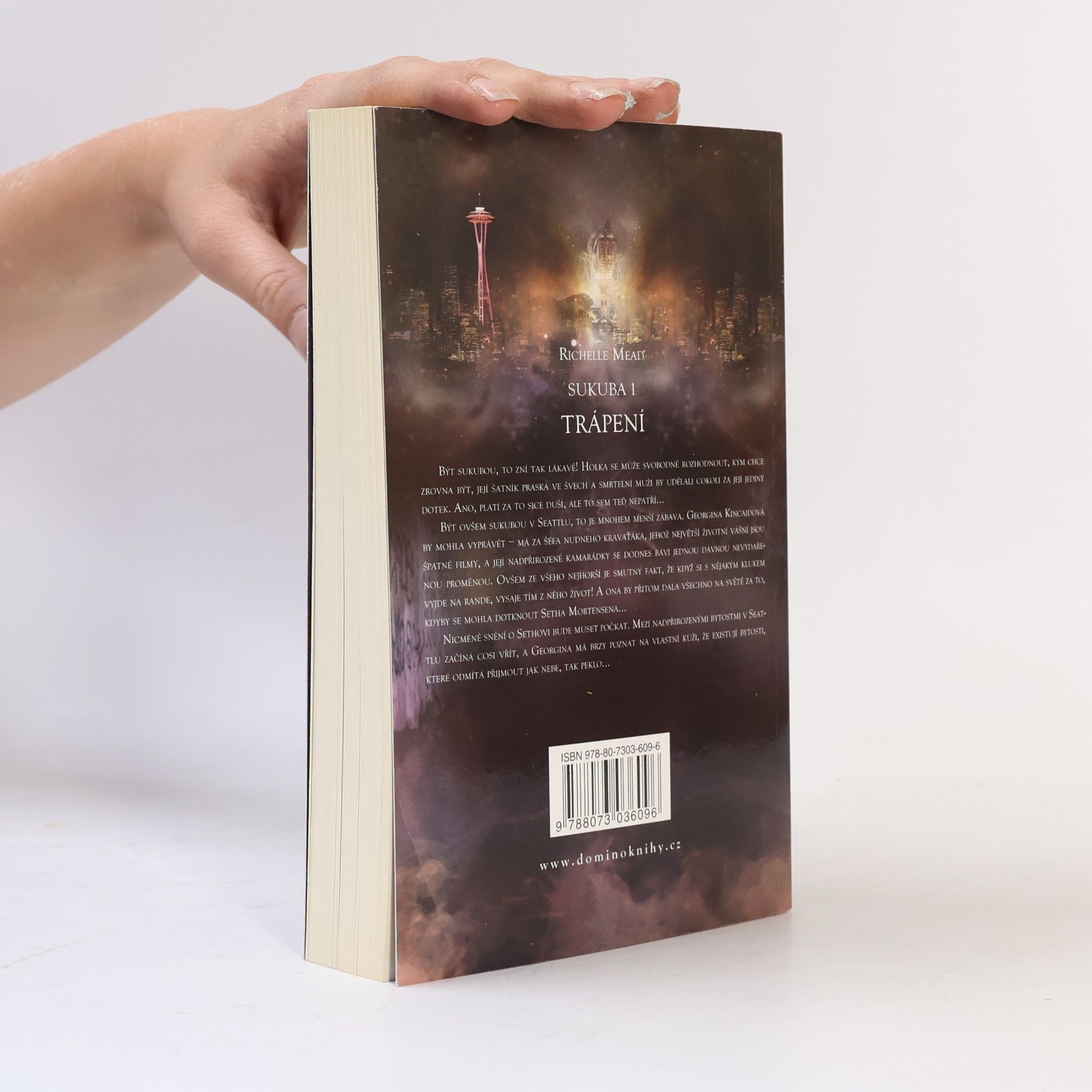 Richelle Mead Trápení. Sukuba. 1. díl