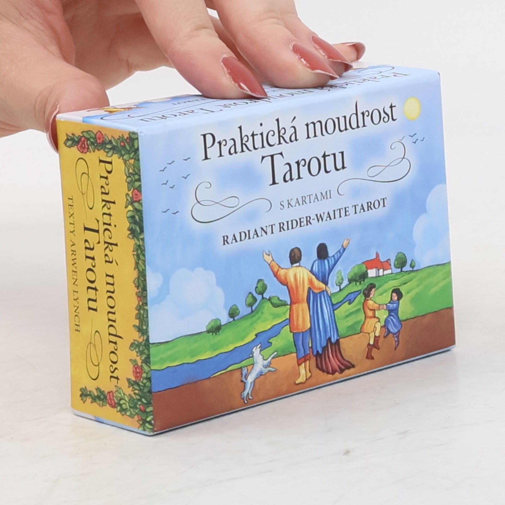 Arwen Lynch Praktická moudrost tarotu : s kartami Radiant Rider-Waite Tarot