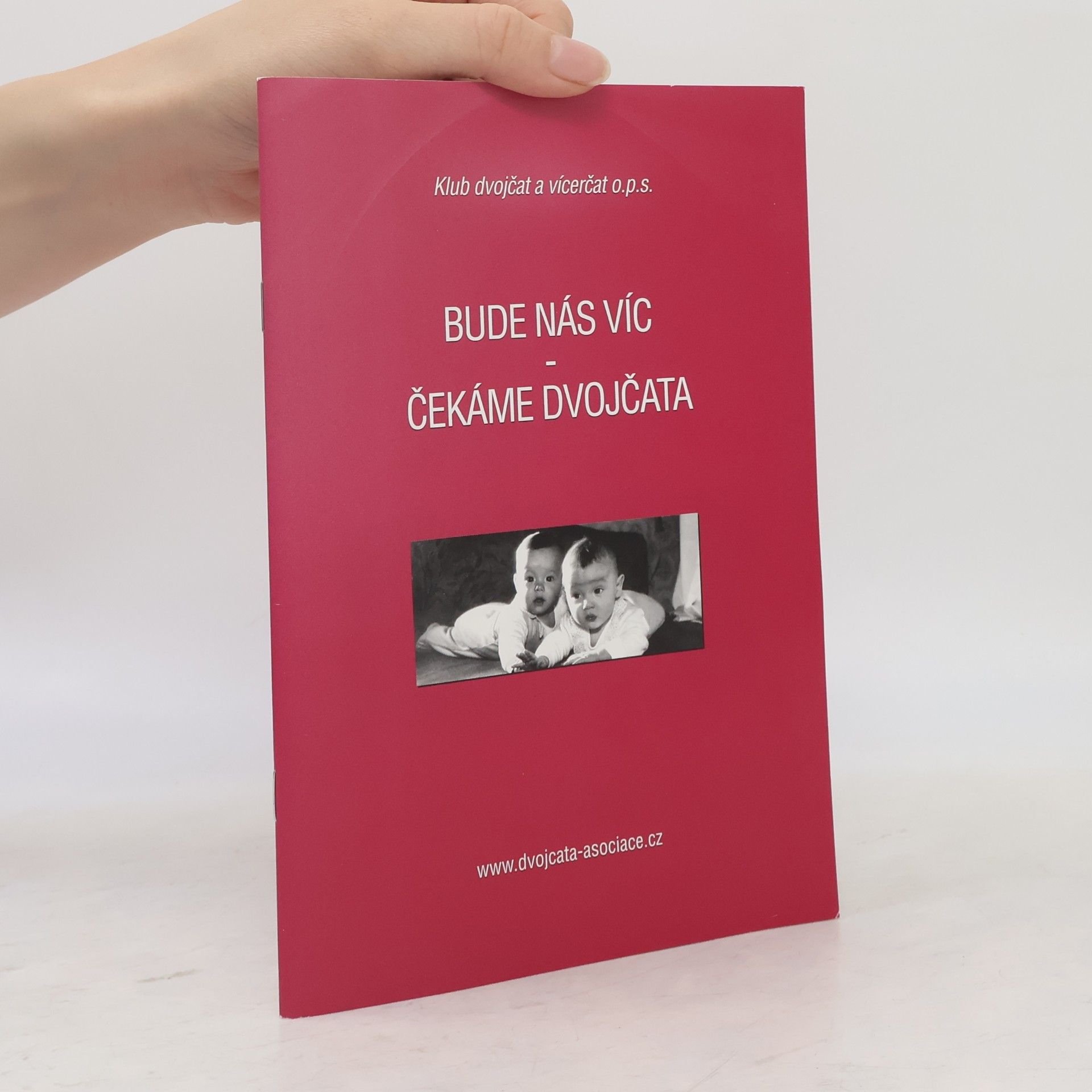 kolektiv Bude nás víc, čekáme dvojčata