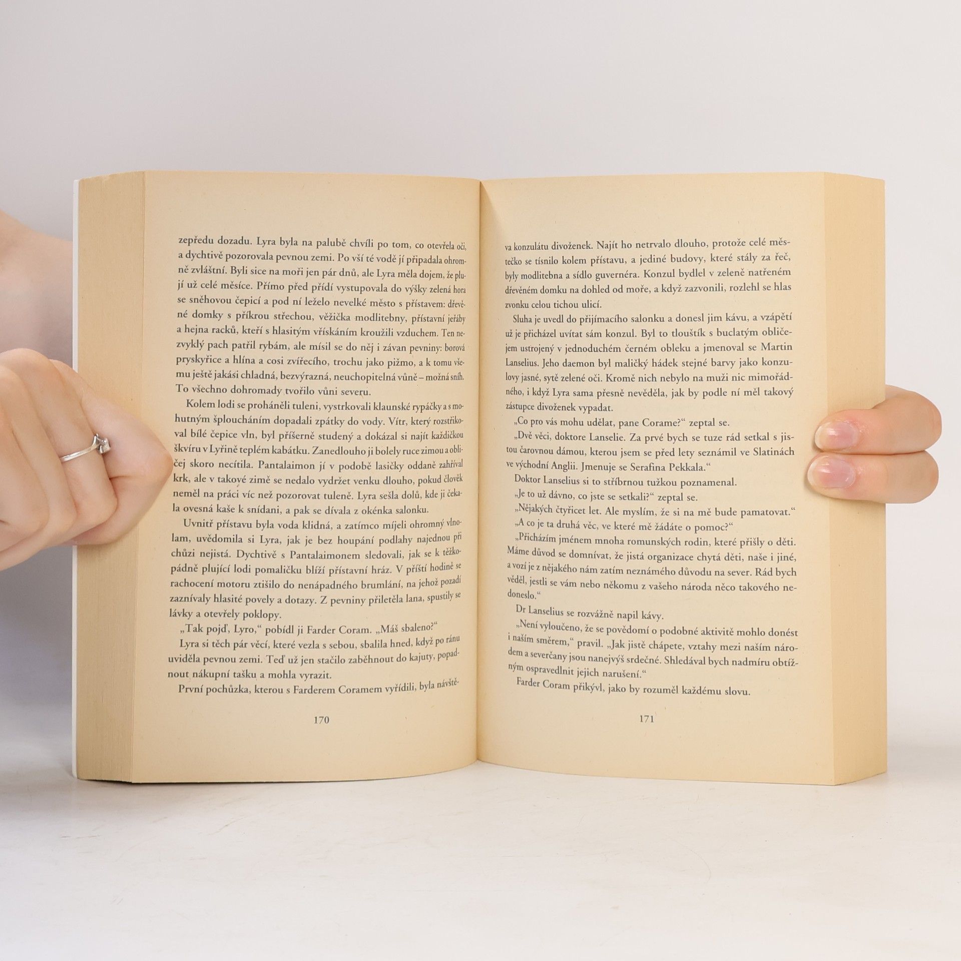 Philip Pullman Zlatý kompas. Svazek I.