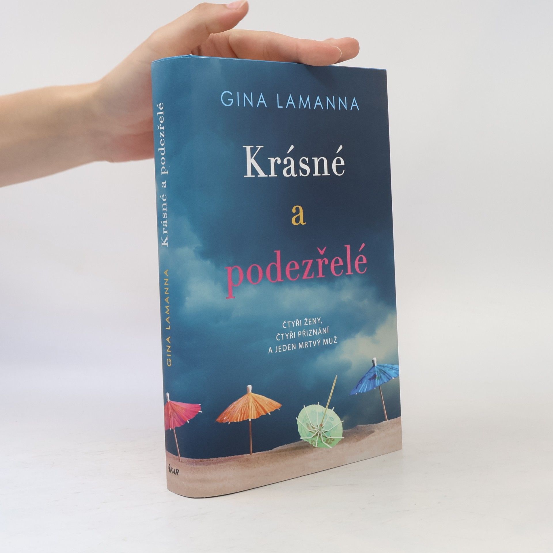 Gina LaManna Krásné a podezřelé