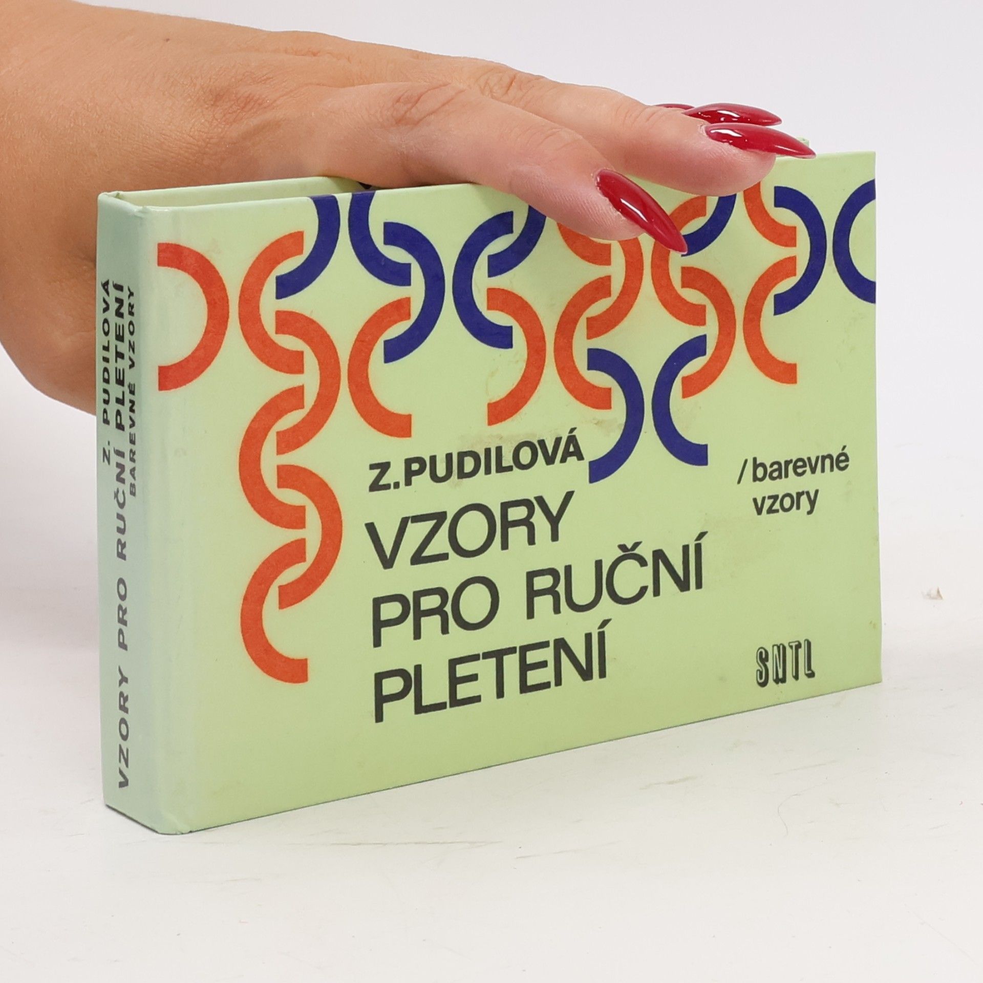 Vzory pro ruční pletení. Barevné vzory