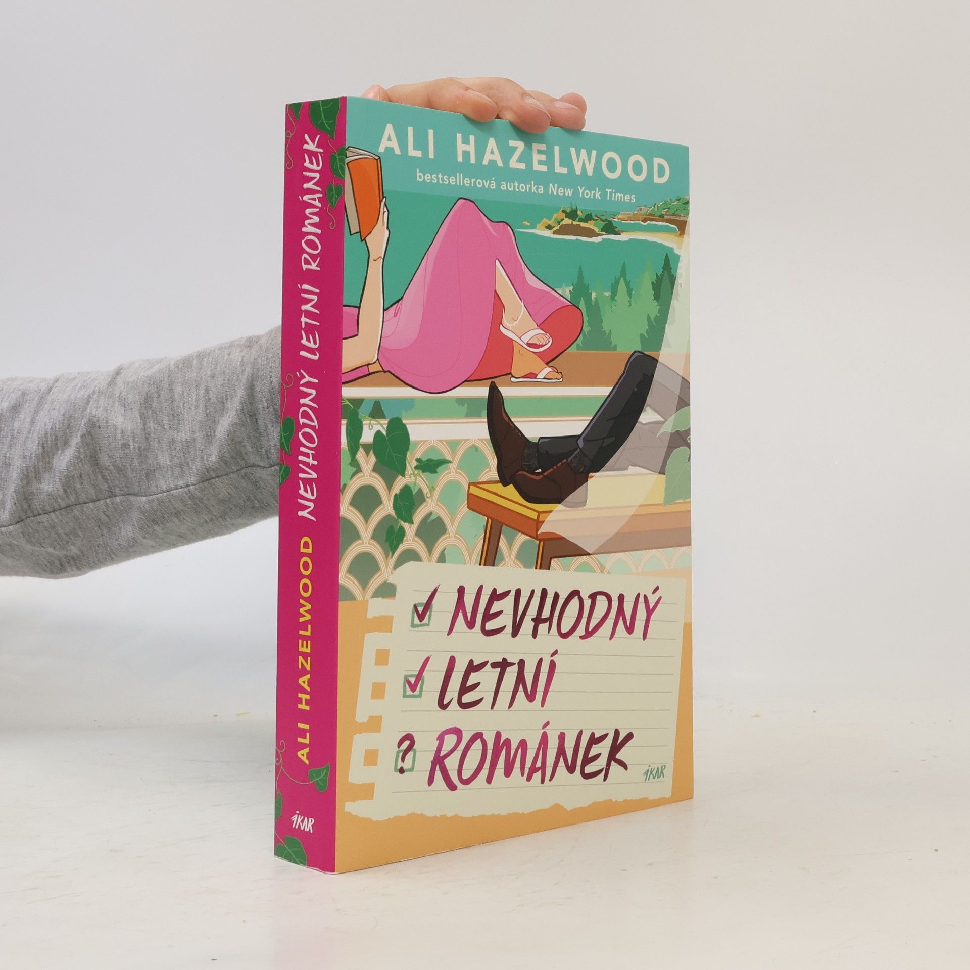 Ali Hazelwood Nevhodný letní románek