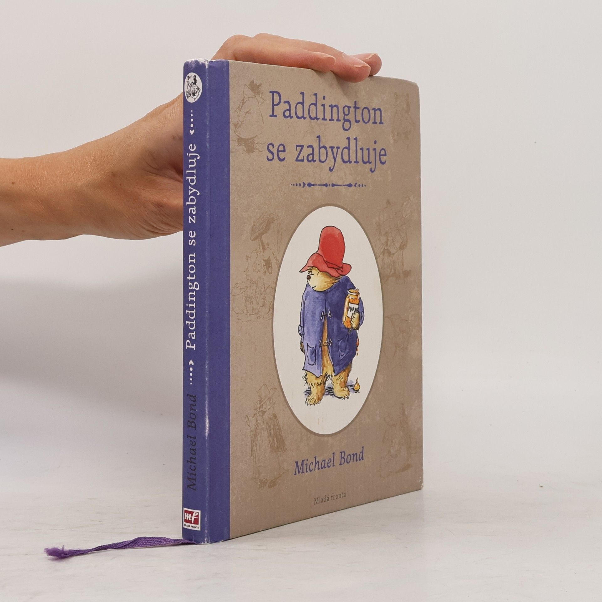 Michael Bond Paddington se zabydluje