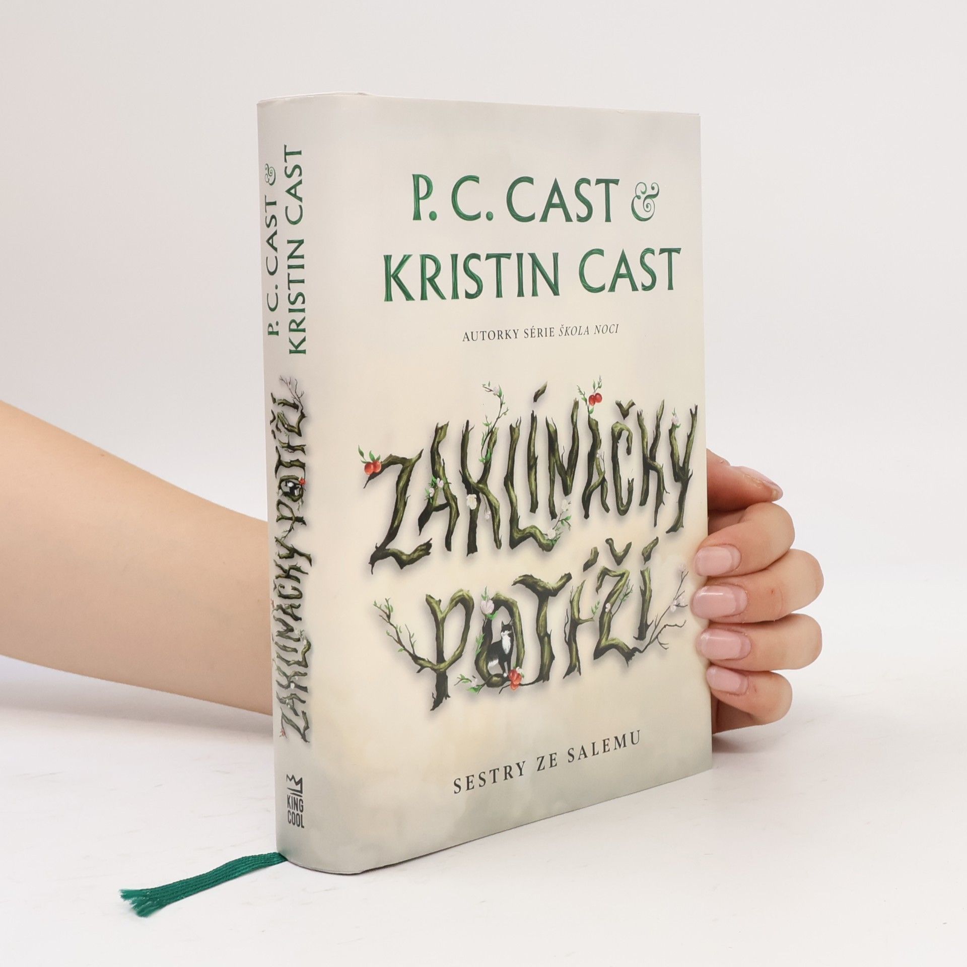 Phyllis Christine Cast Sestry ze Salemu. Zaklínačky potíží