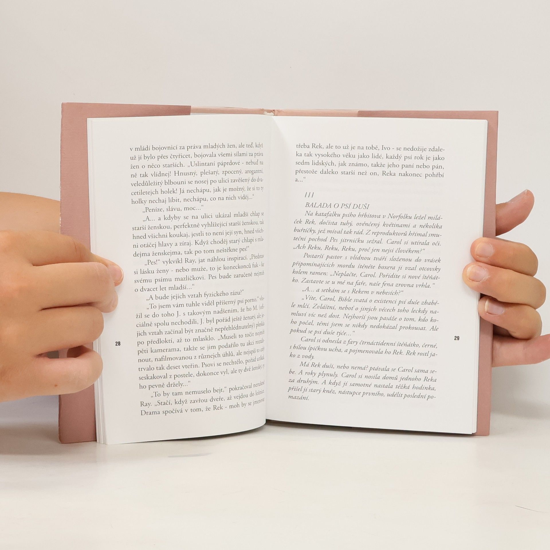 Autores varios Miluj mě víc