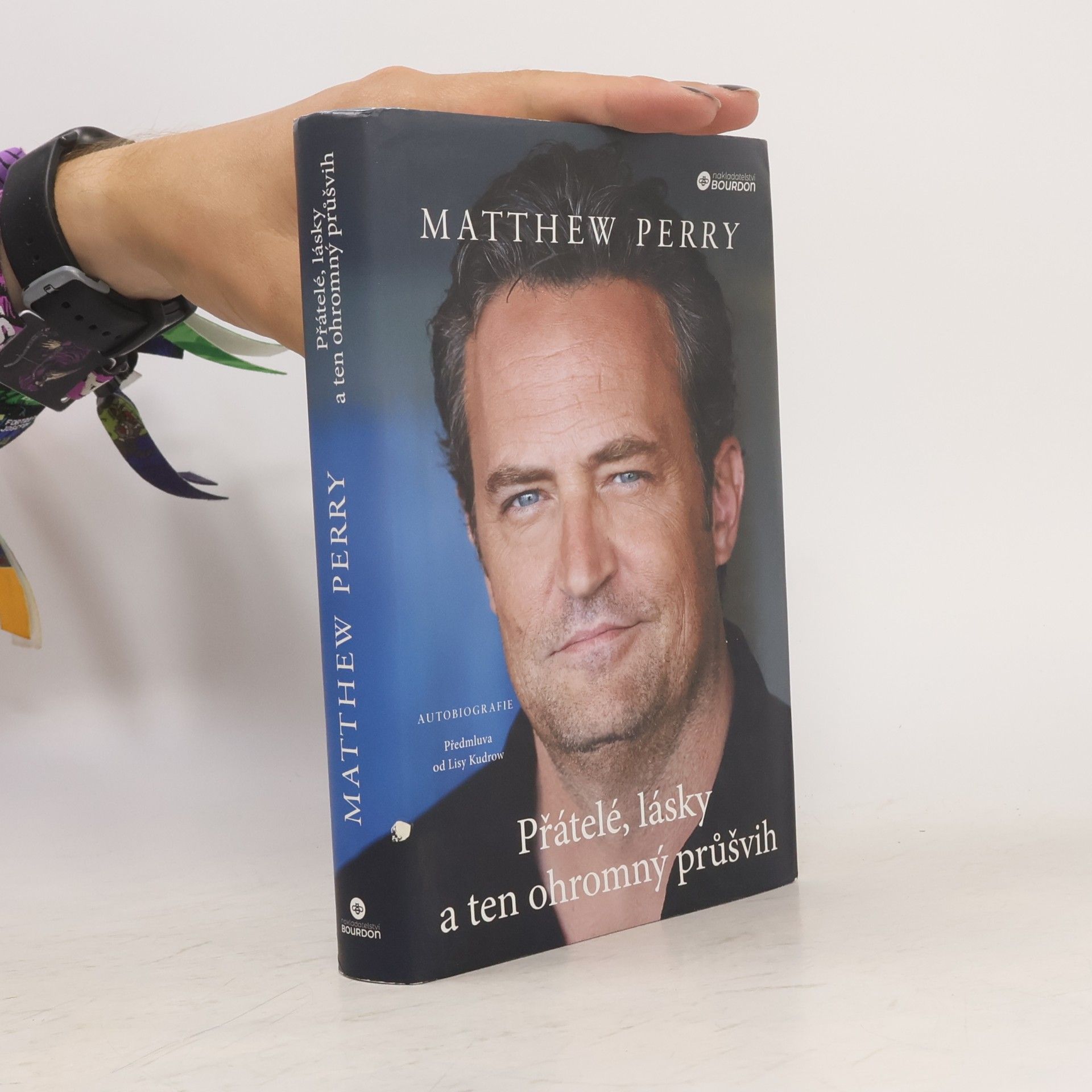 Matthew Perry Přátelé, lásky a ten ohromný průšvih