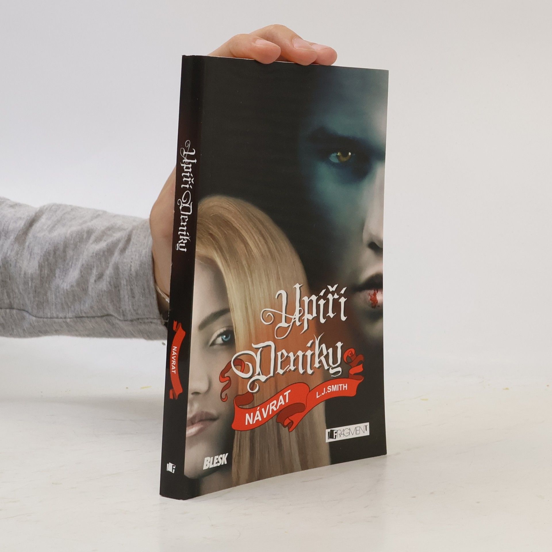 L. J. Smithová  Upíří deníky. Návrat