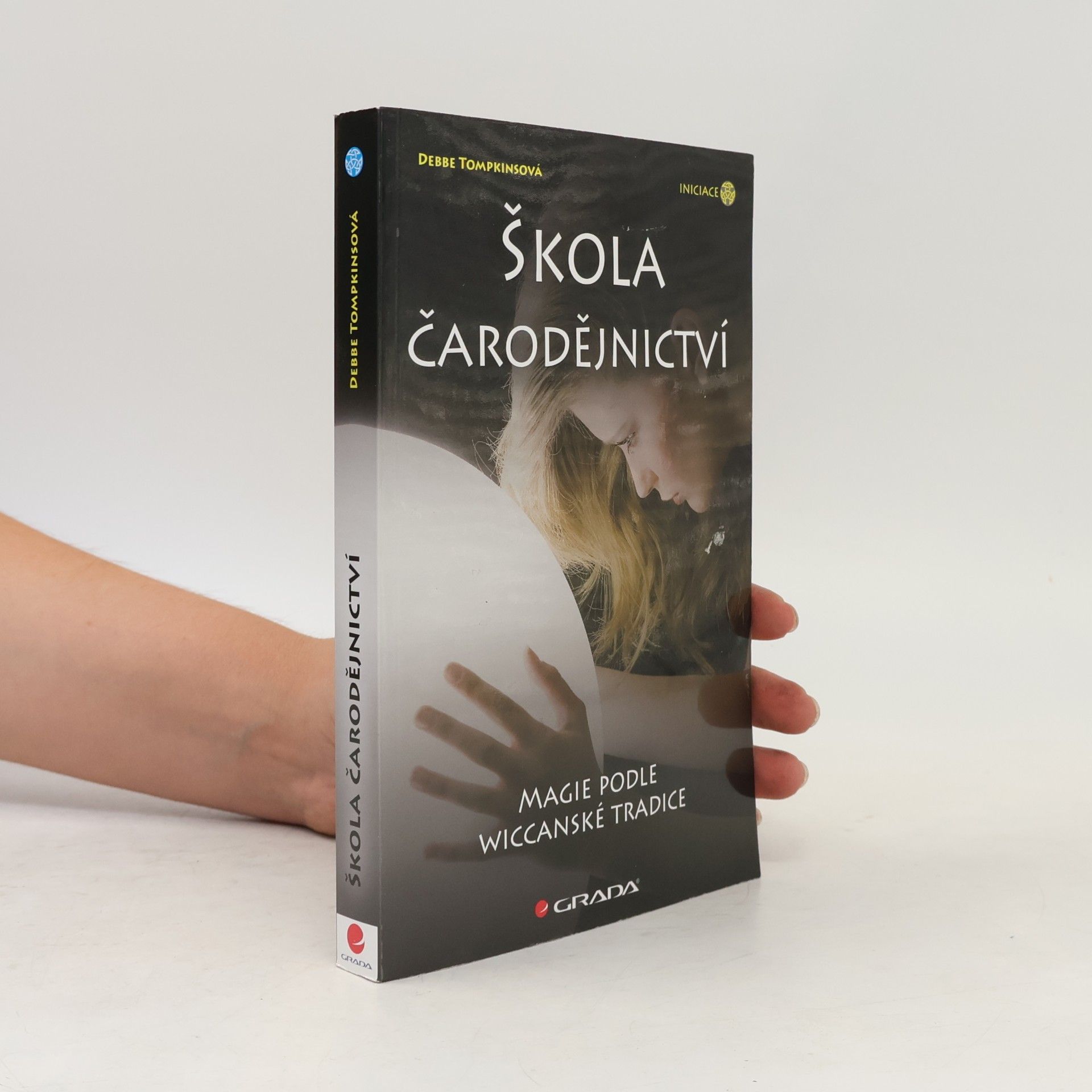 Debbe Tompkins Škola čarodějnictví