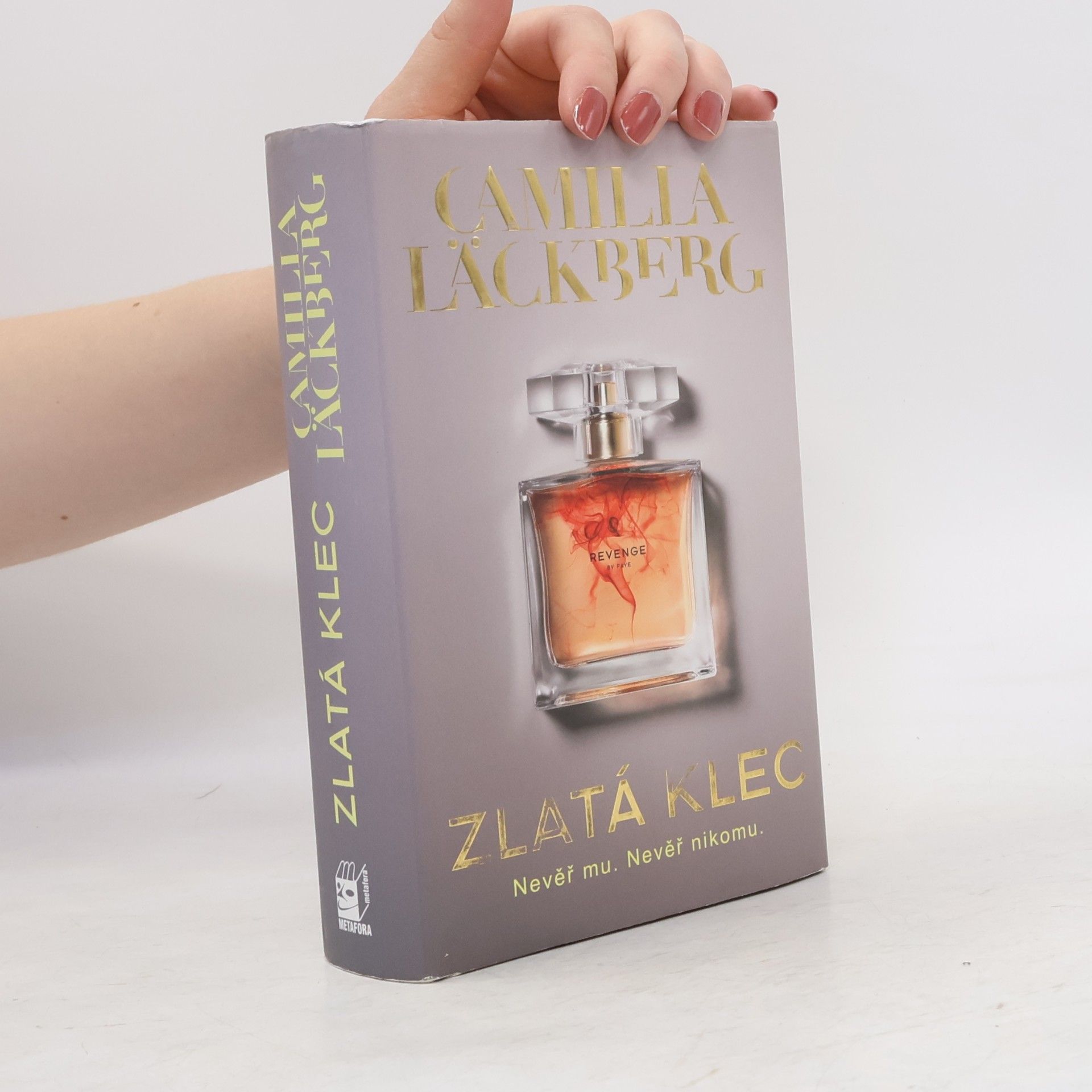 Camilla Läckberg Zlatá klec
