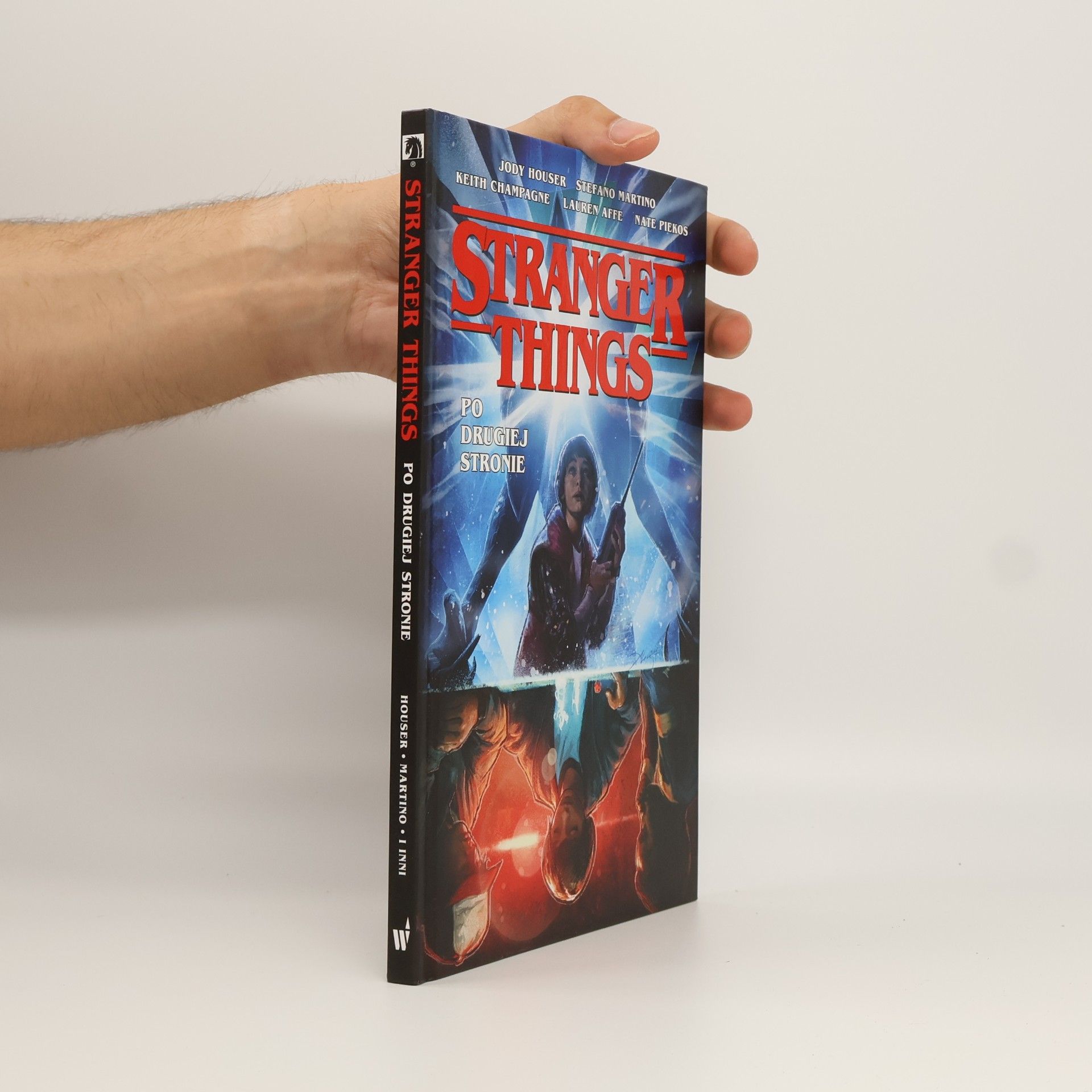 Kolektiv autorů Stranger Things. Po drugiej stronie
