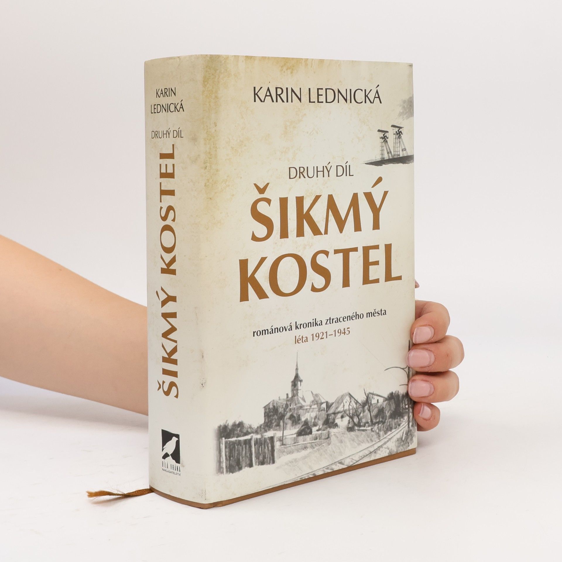 Karin Lednická Šikmý kostel 2