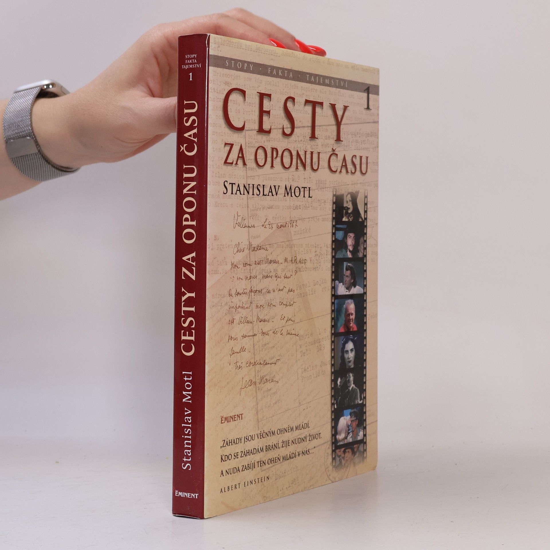 Cesty za oponu času