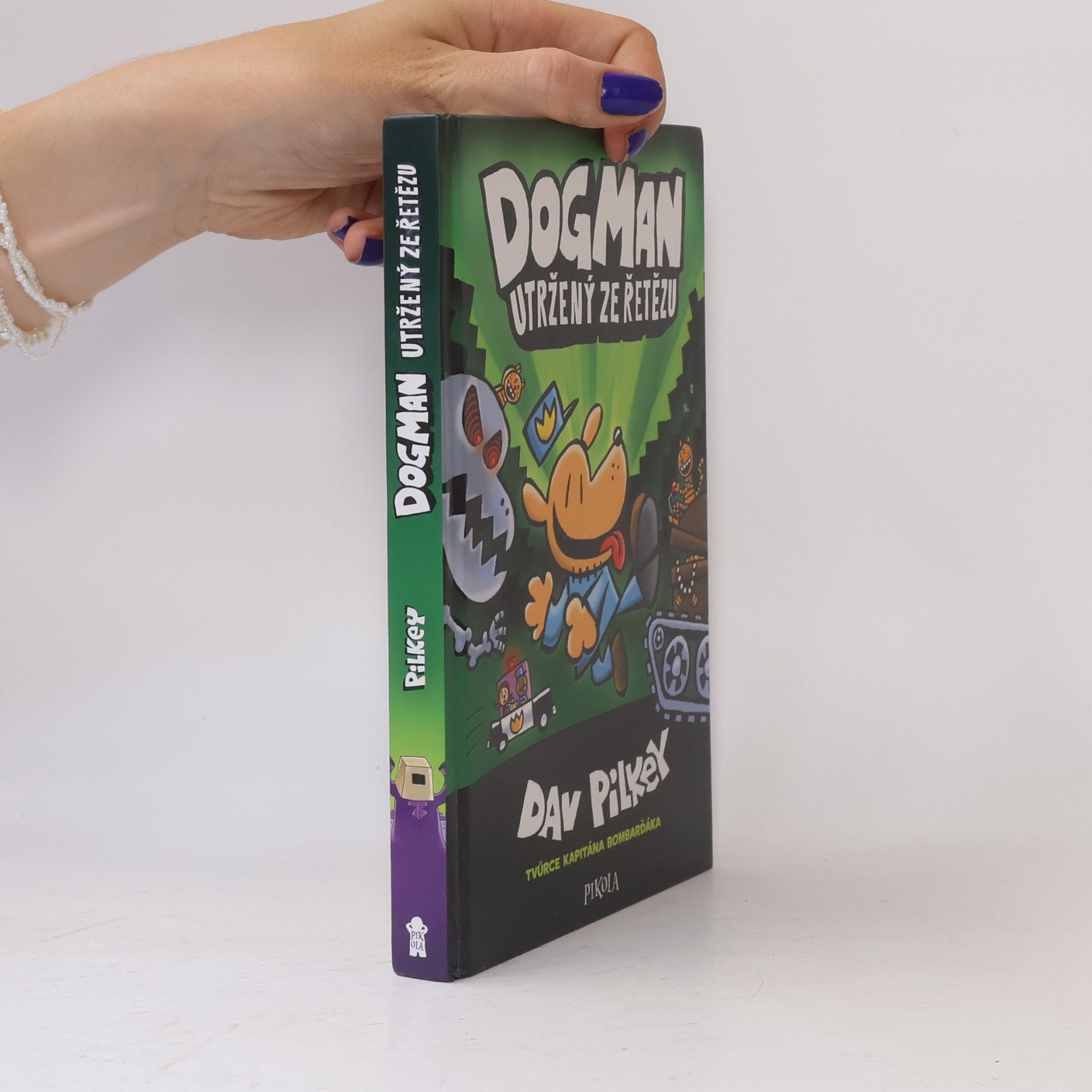 Dav Pilkey Dogman utržený ze řetězu