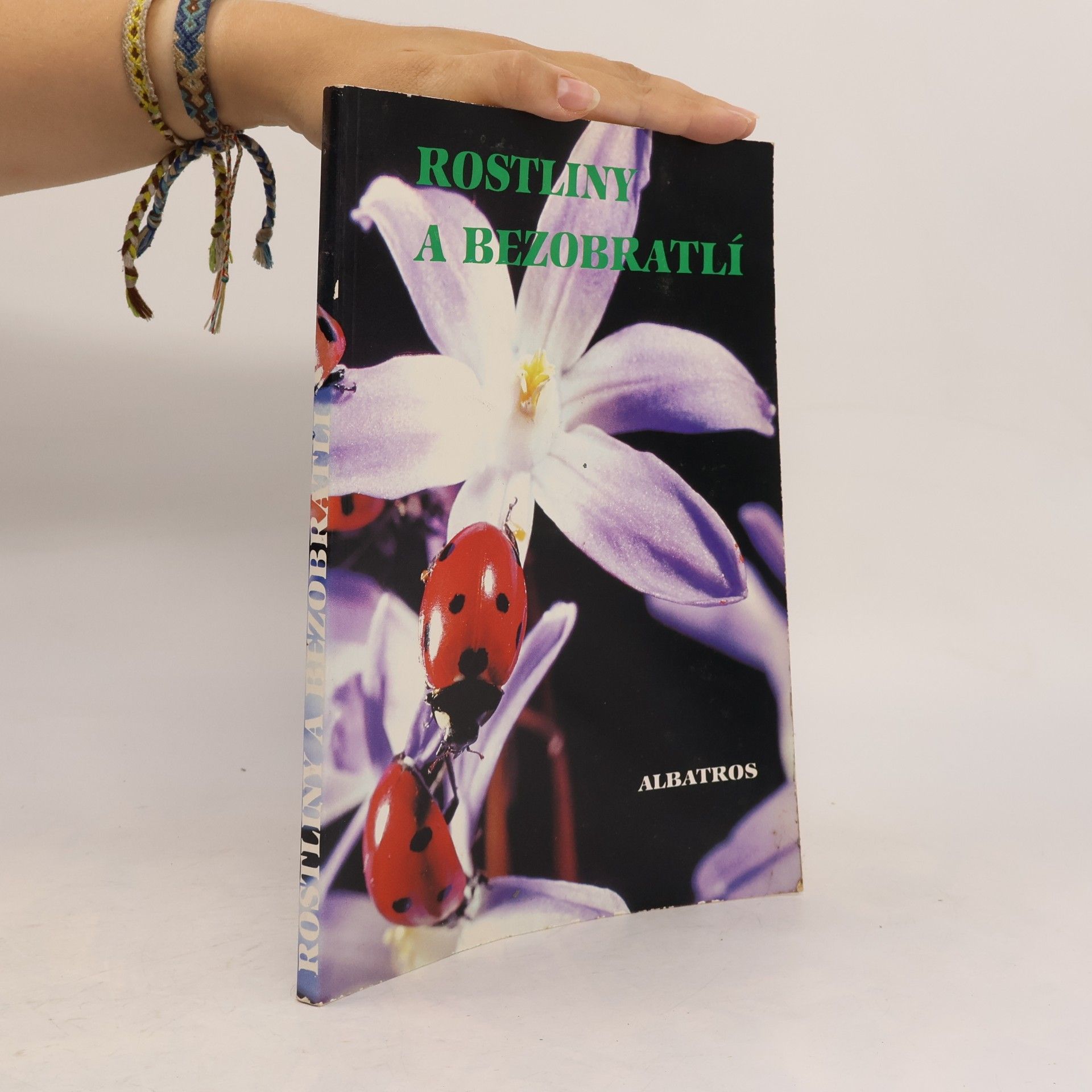 Mitchell Beazley Rostliny a bezobratlí