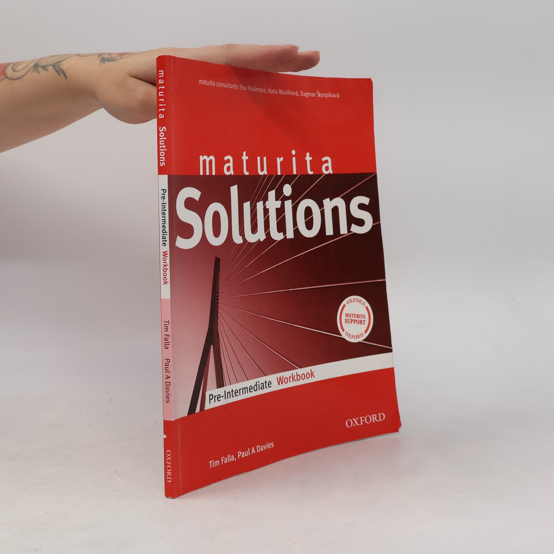 Tim Falla Maturita Solutions. Pre-Intermediate Workbook. Czech Edition