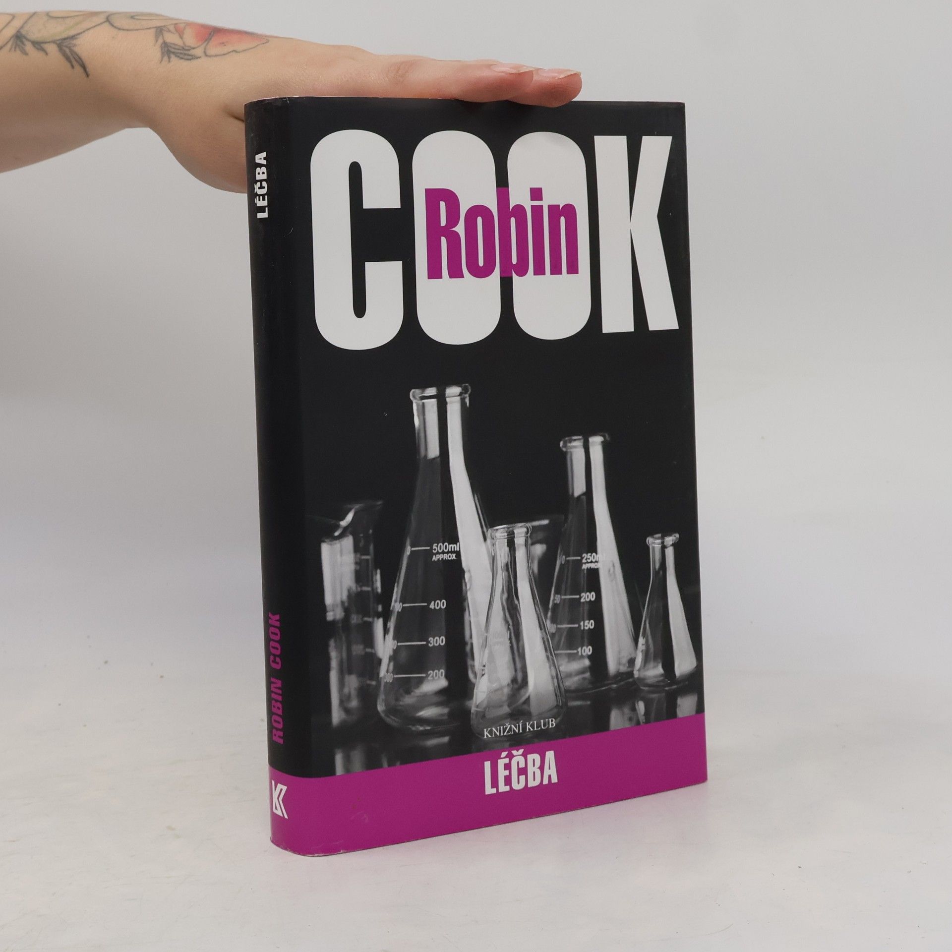 Robin Cook Léčba