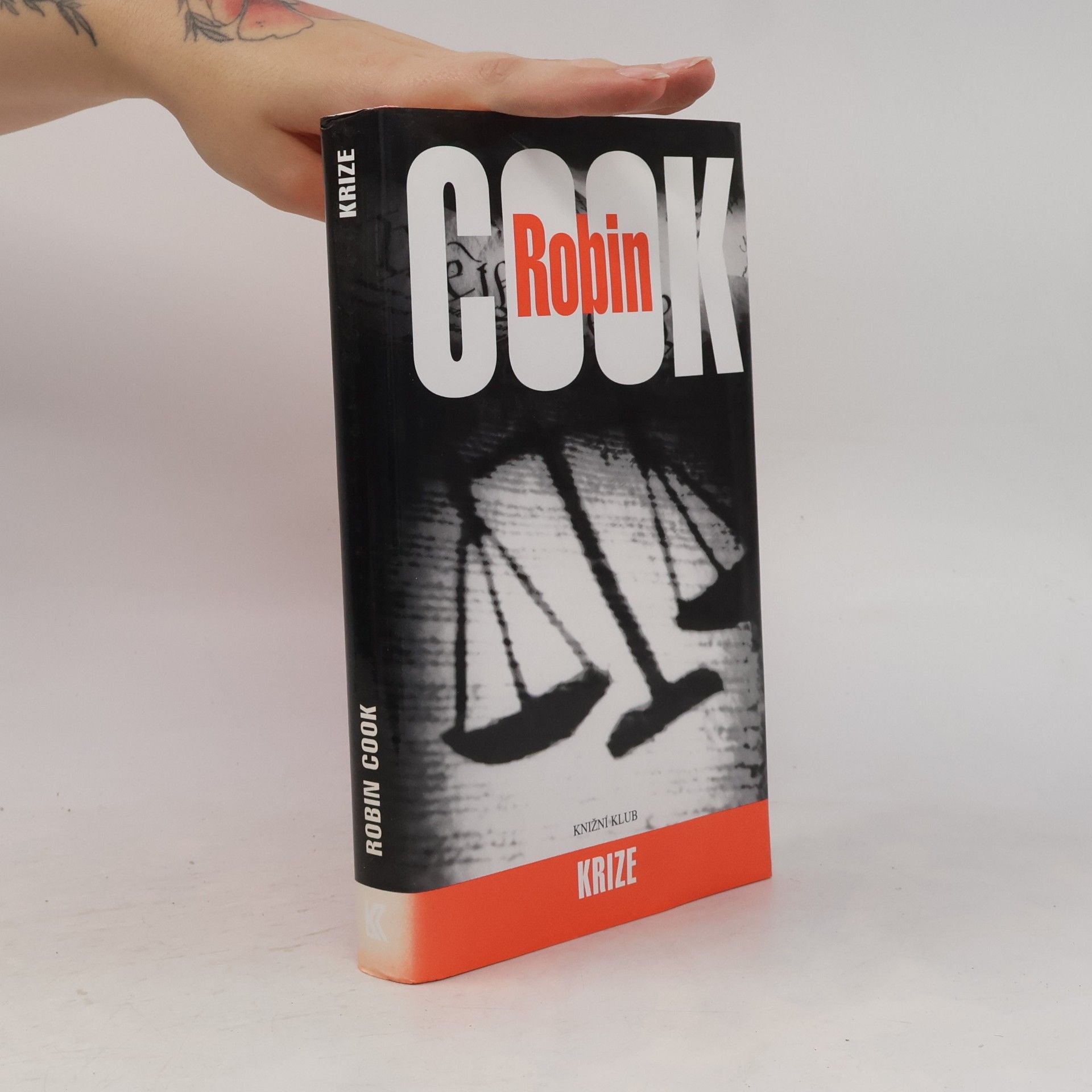 Robin Cook Krize