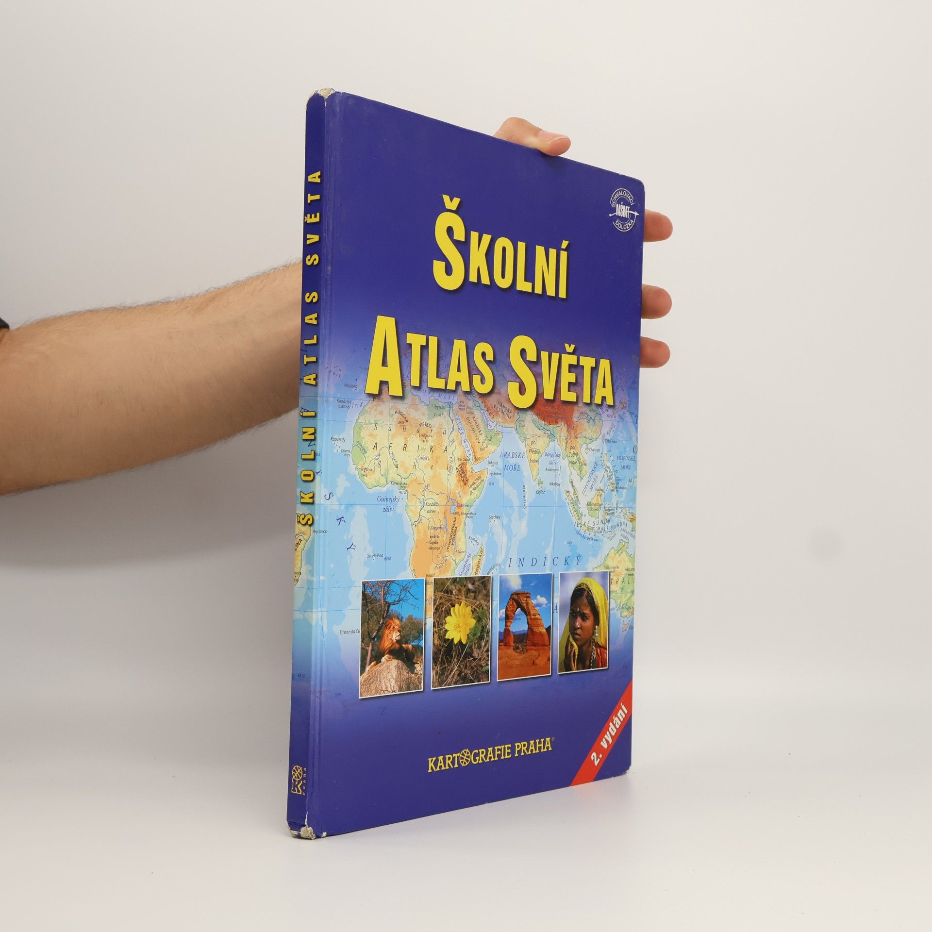 Kolektiv autorů Školní atlas světa