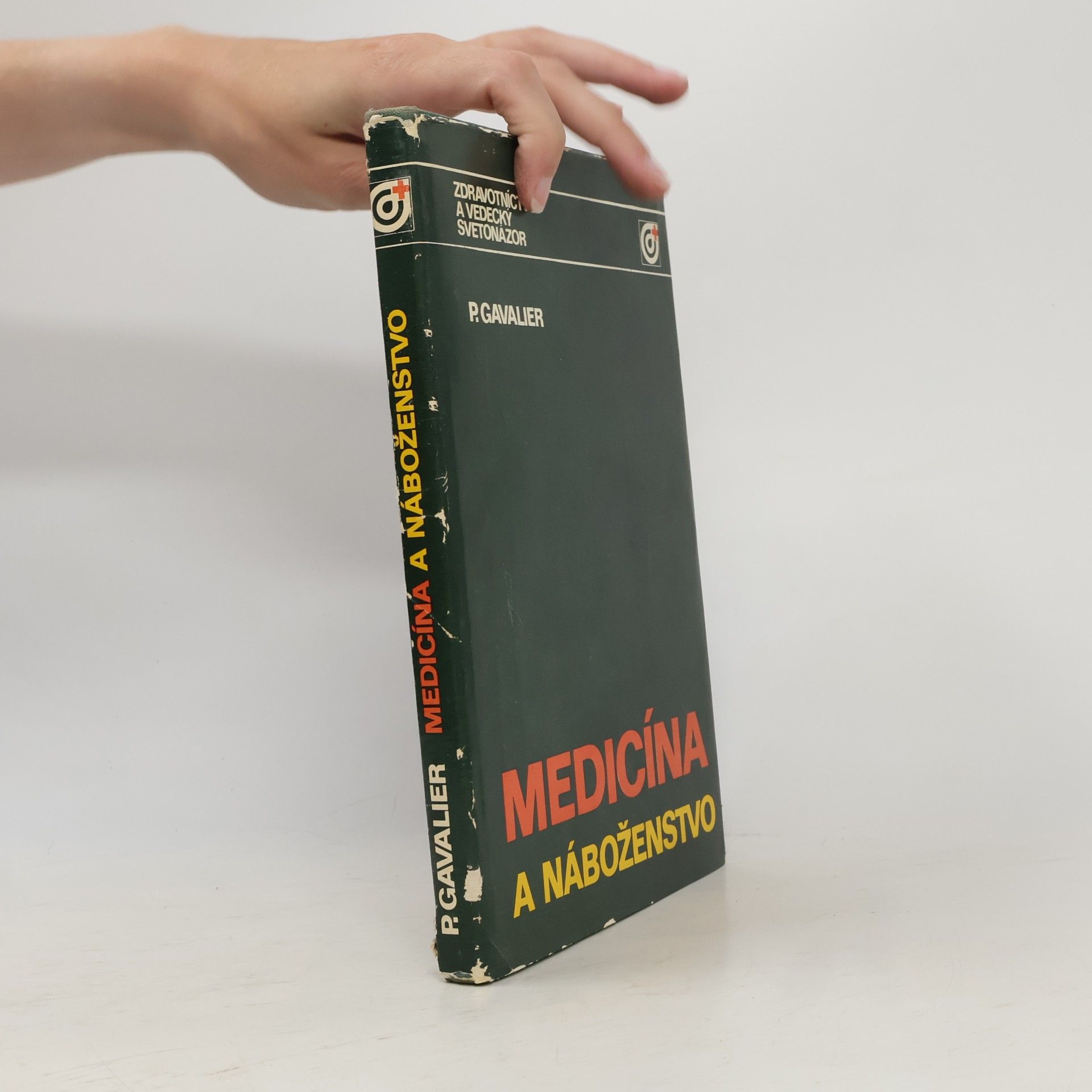 P. Gavalier Medicína a náboženstvo