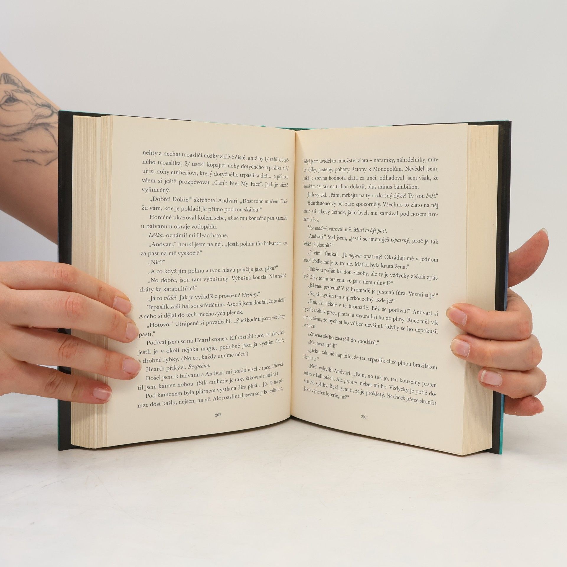 Rick Riordan Magnus Chase a bohové Ásgardu. Thorovo kladivo