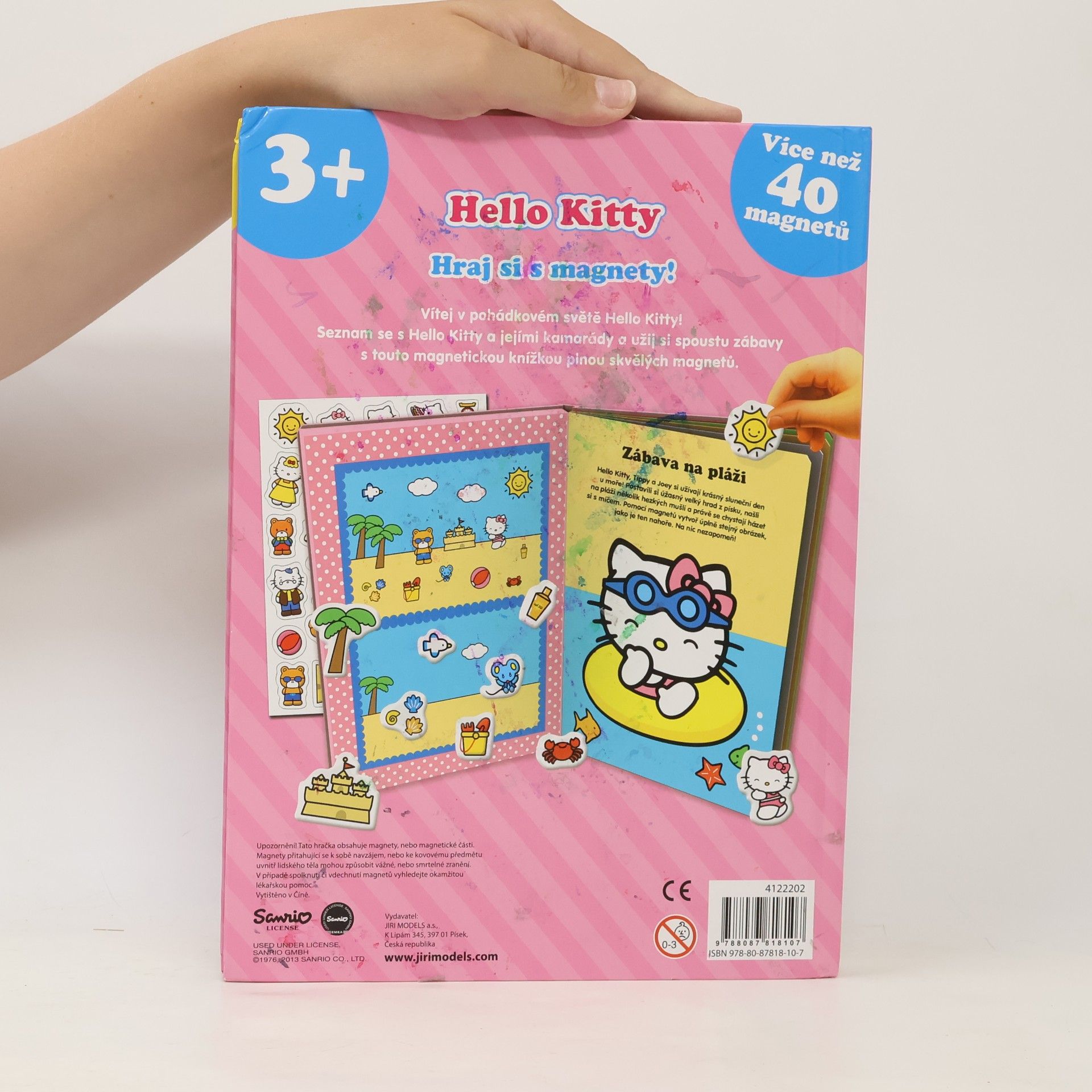 Kolektiv autorů Hello Kitty - hraj si s magnety