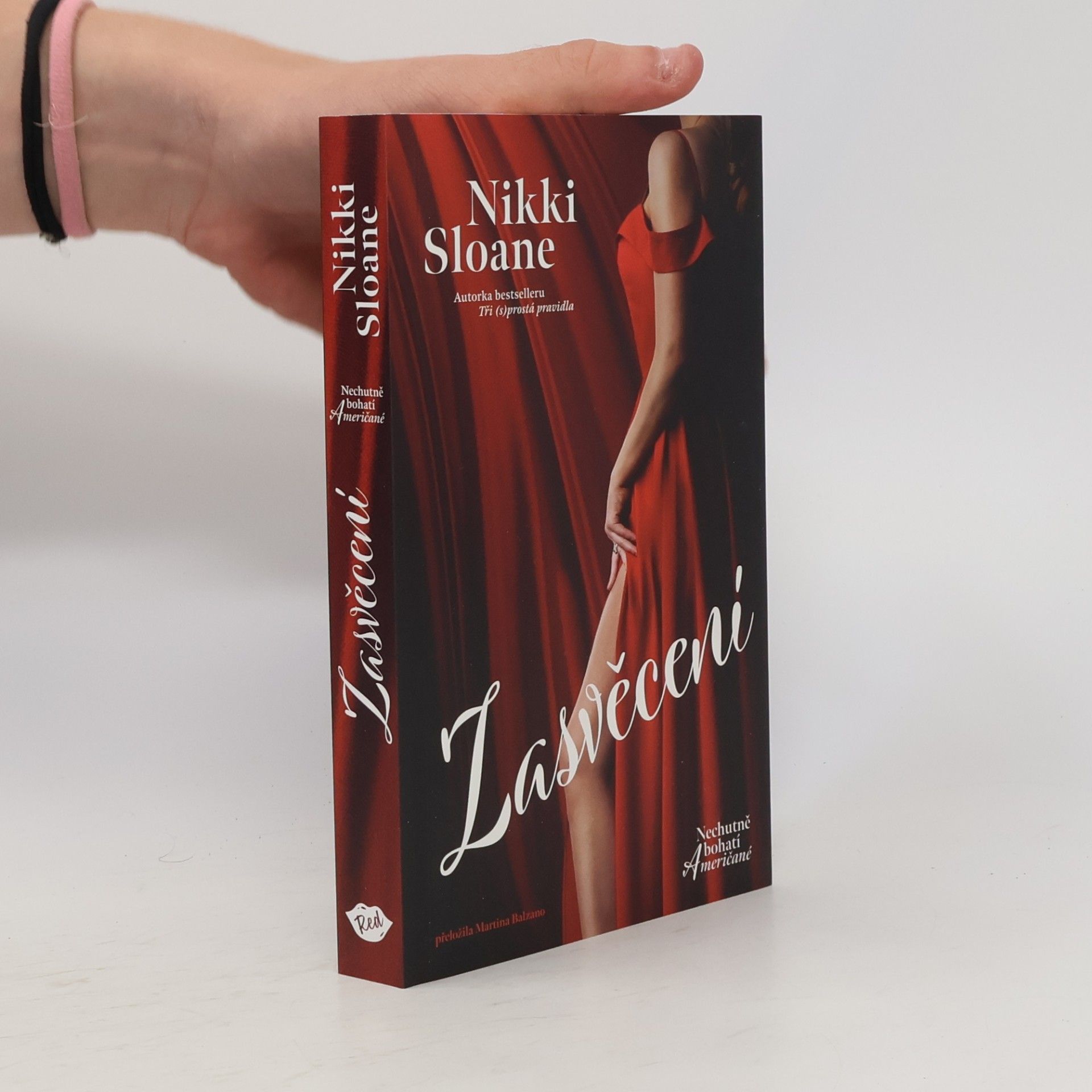 Nikki Sloane Zasvěcení