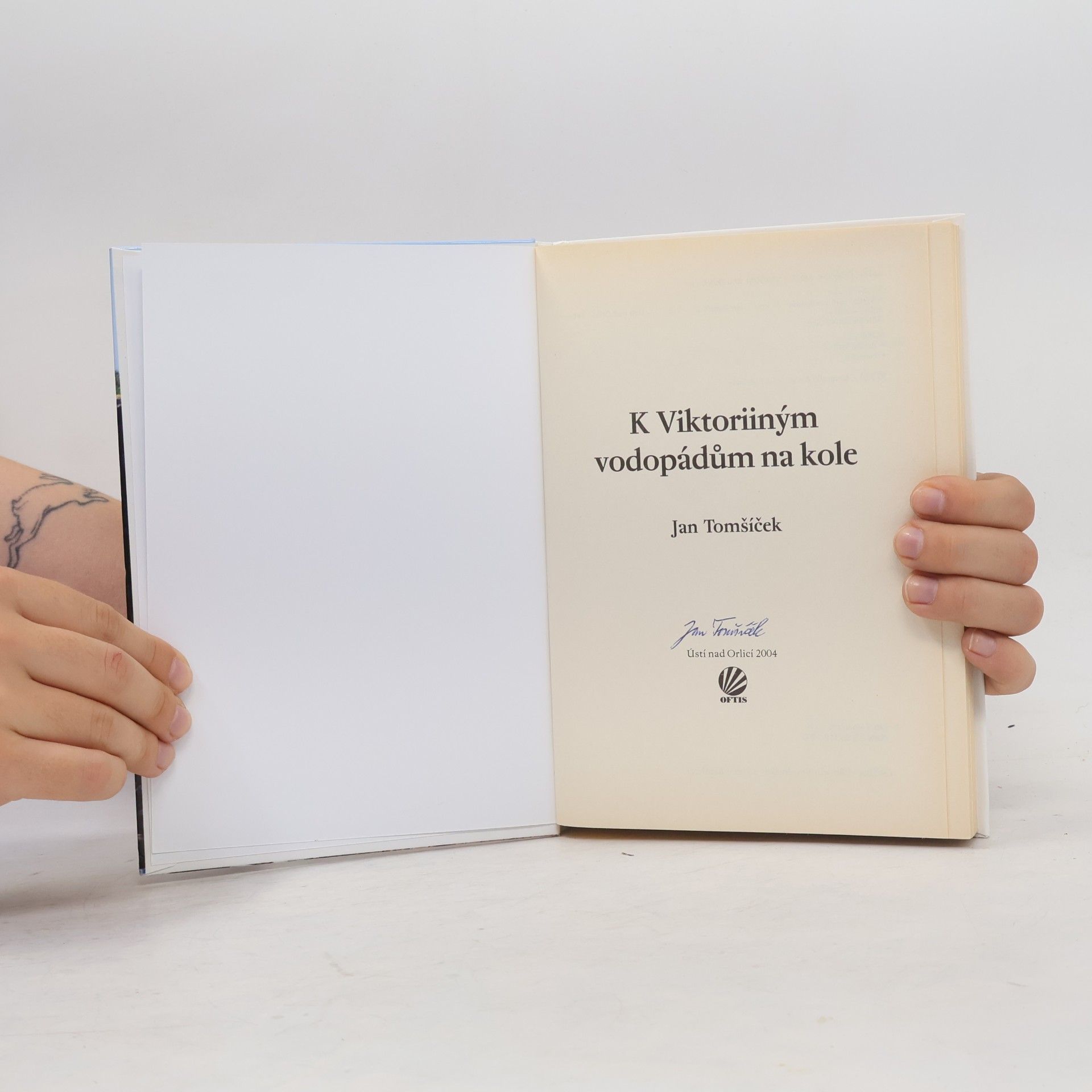 Jan Tomšíček K Viktoriiným vodopádům na kole