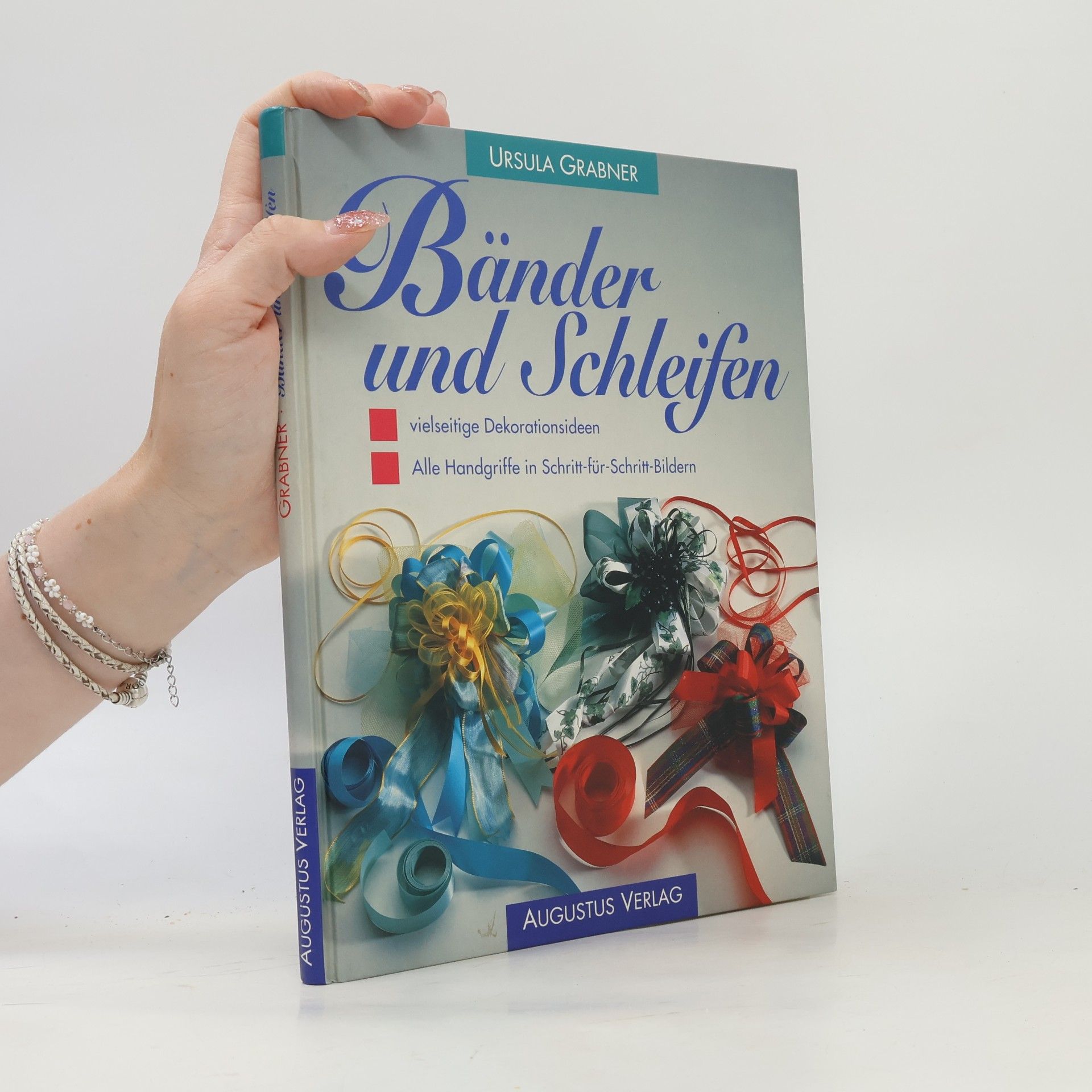 Collectif d'auteurs Bänder und Schleifen