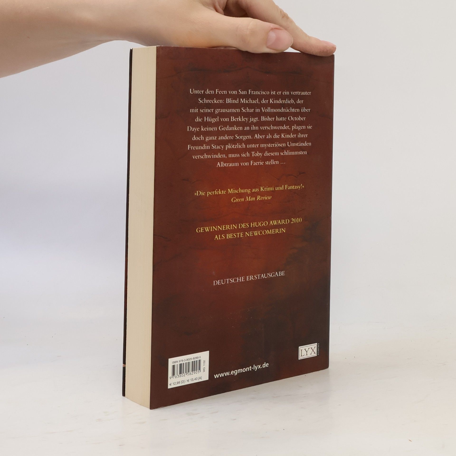 Seanan McGuire October Daye