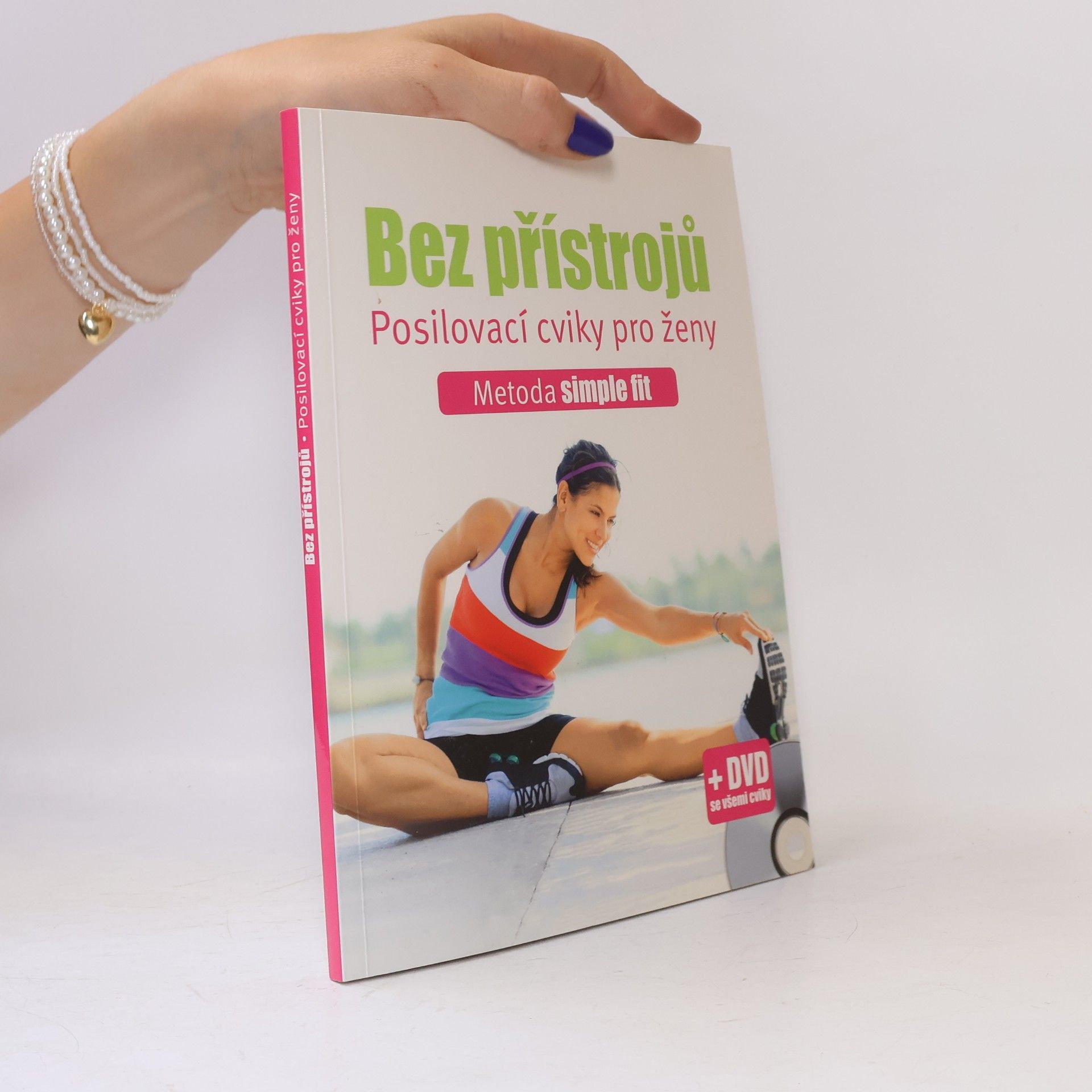 Susann Hempel Bez přístrojů : posilovací cviky pro ženy: Metoda simple fit