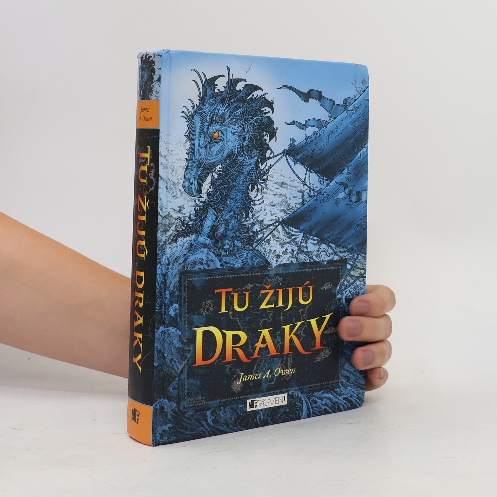 James A. Owen Tu žijú draky