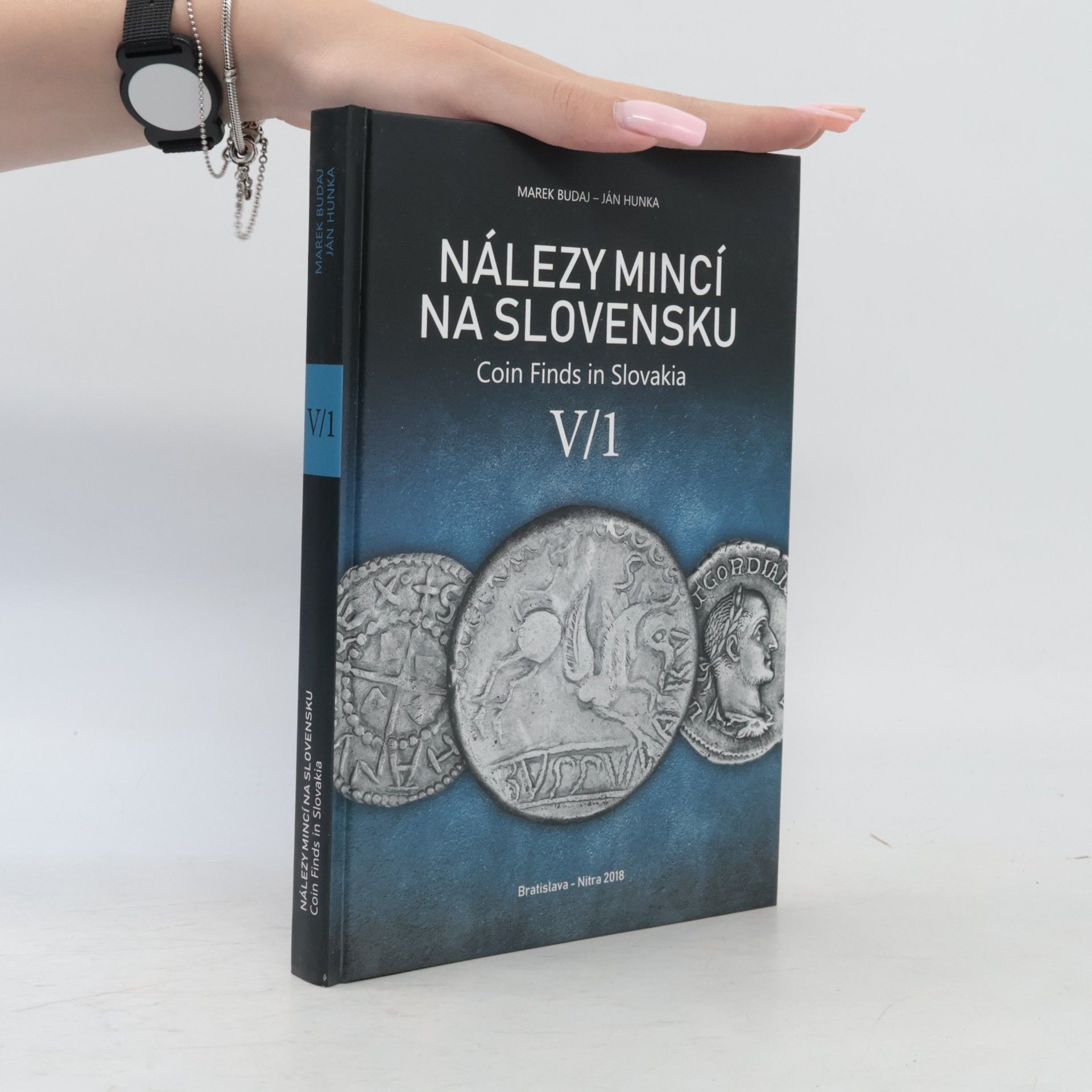 Nálezy mincí na Slovensku V/1