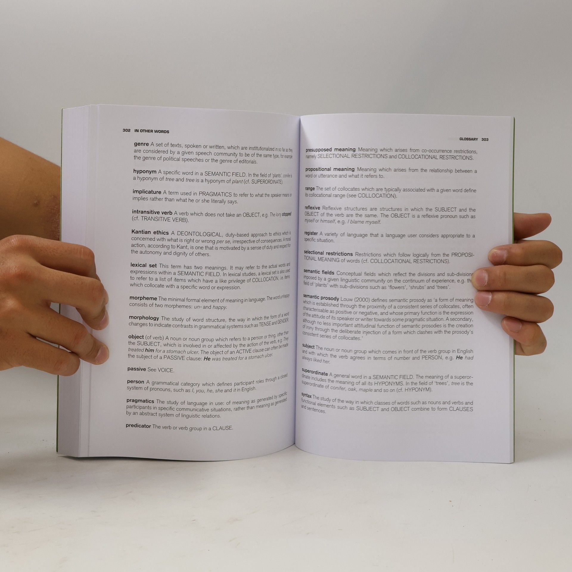 Mona Baker In other words : a coursebook on translation