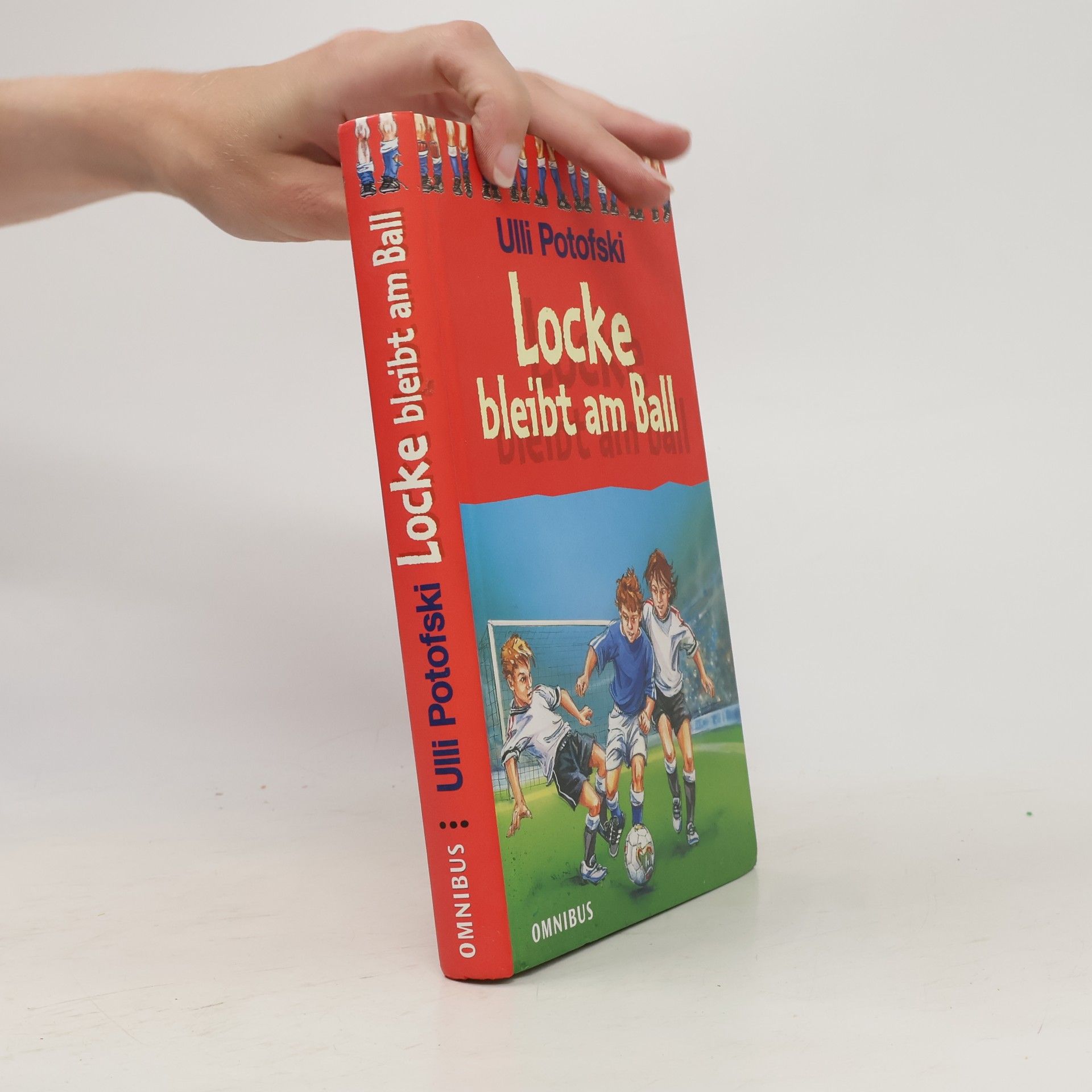 Locke bleibt am Ball