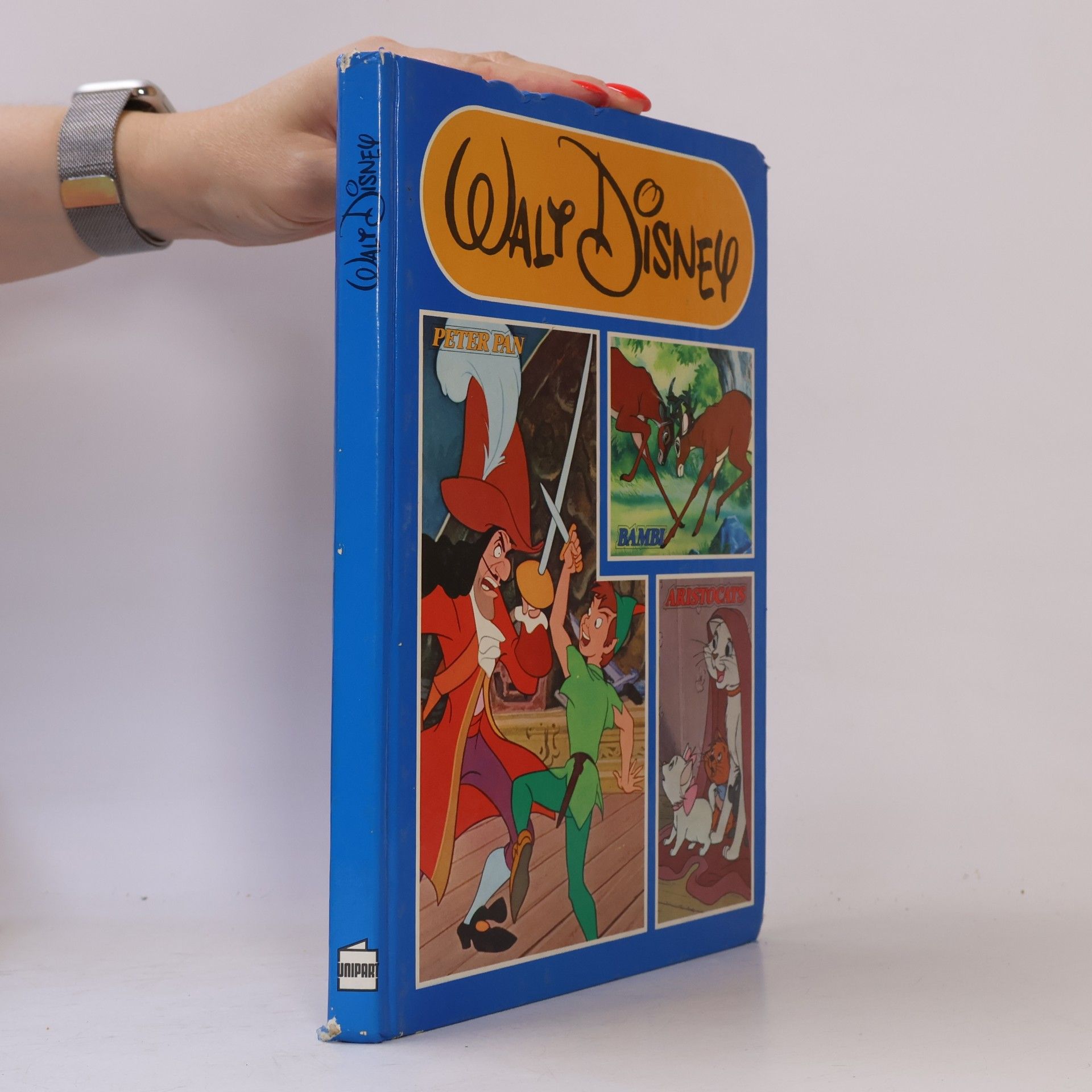 Walt Disney Peter Pan. Bambi. Aristocats