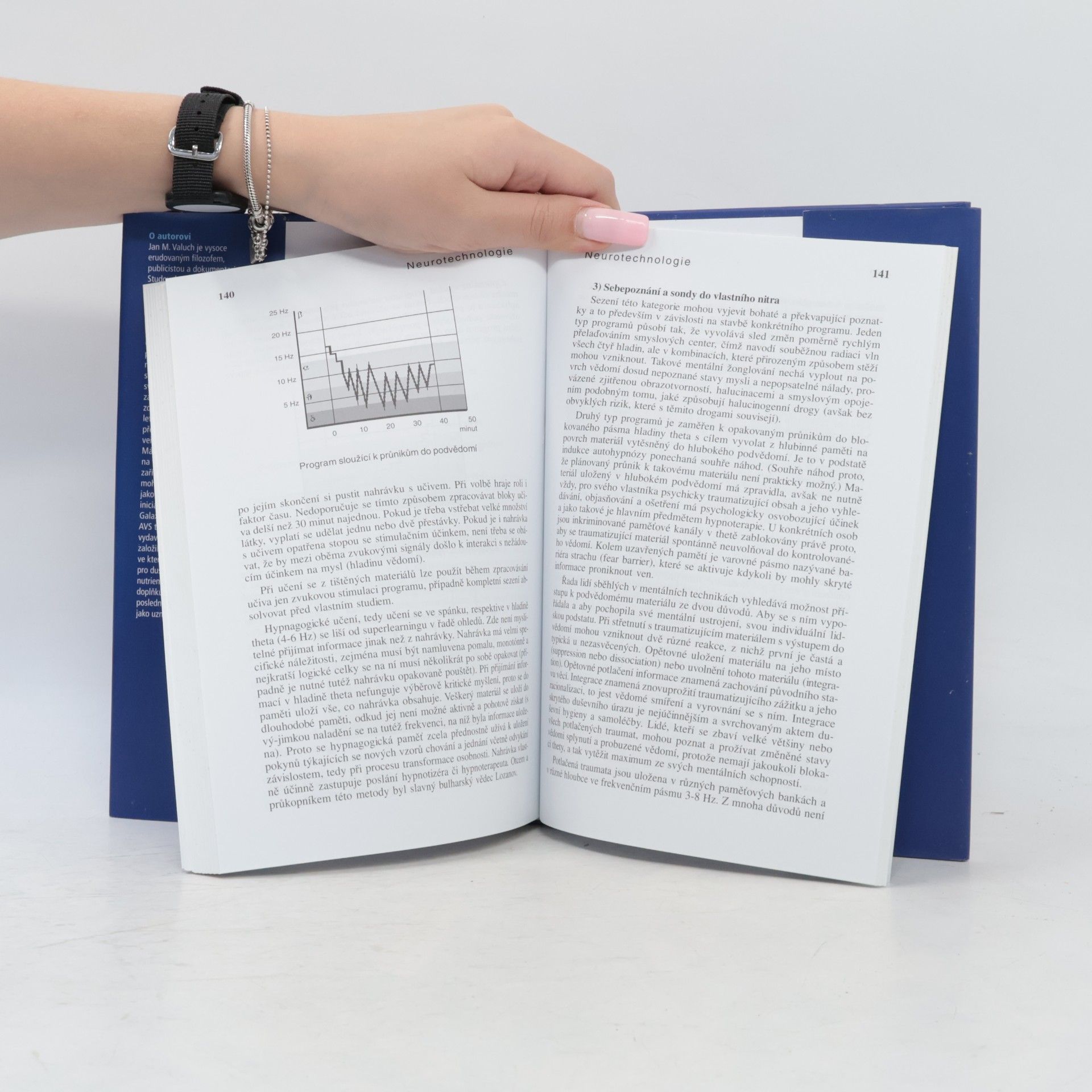 J. M. Valuch Neurotechnologie, mozek a souvislosti