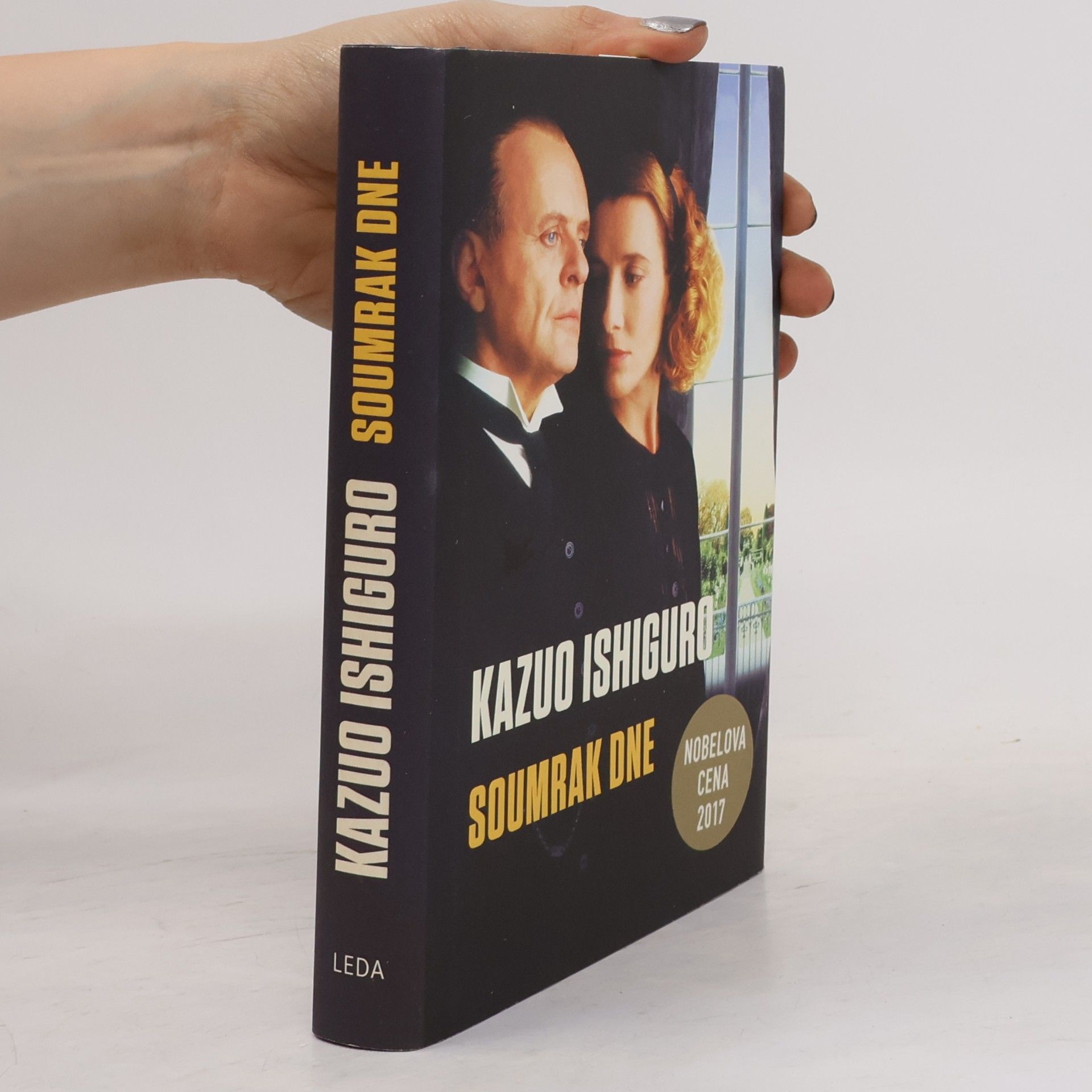 Kazuo Ishiguro Soumrak dne