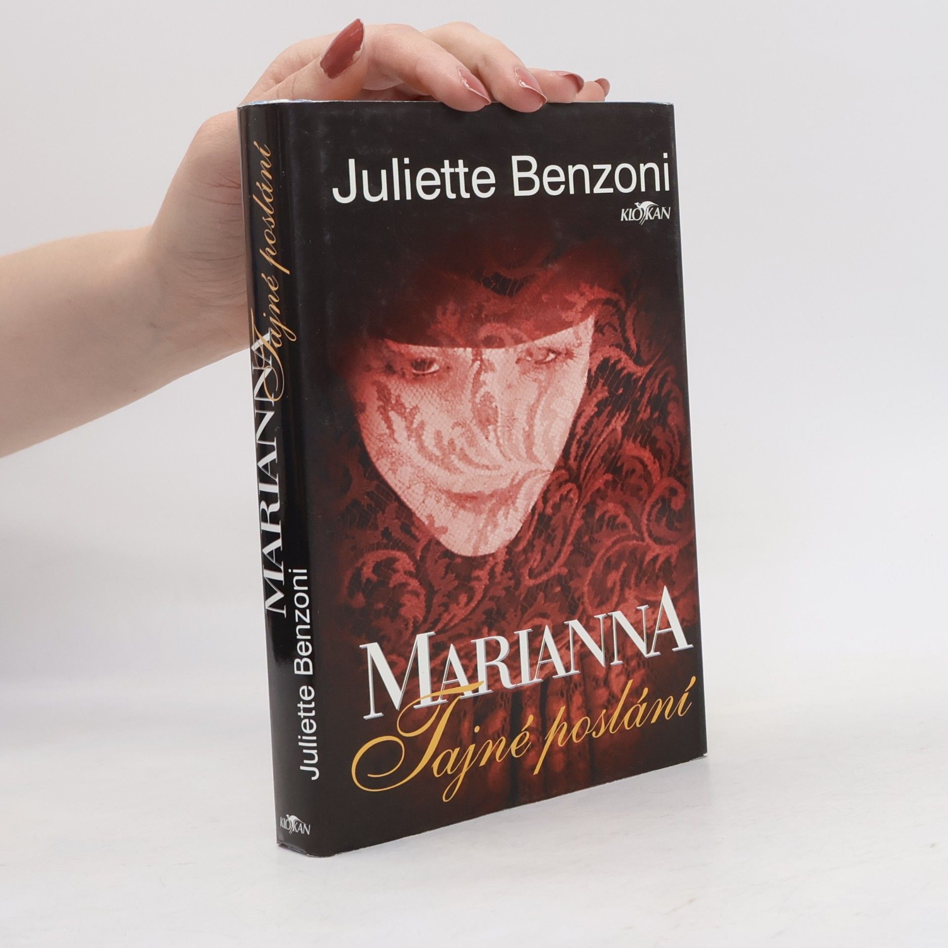 Juliette Benzoni Marianna. Tajné poslání