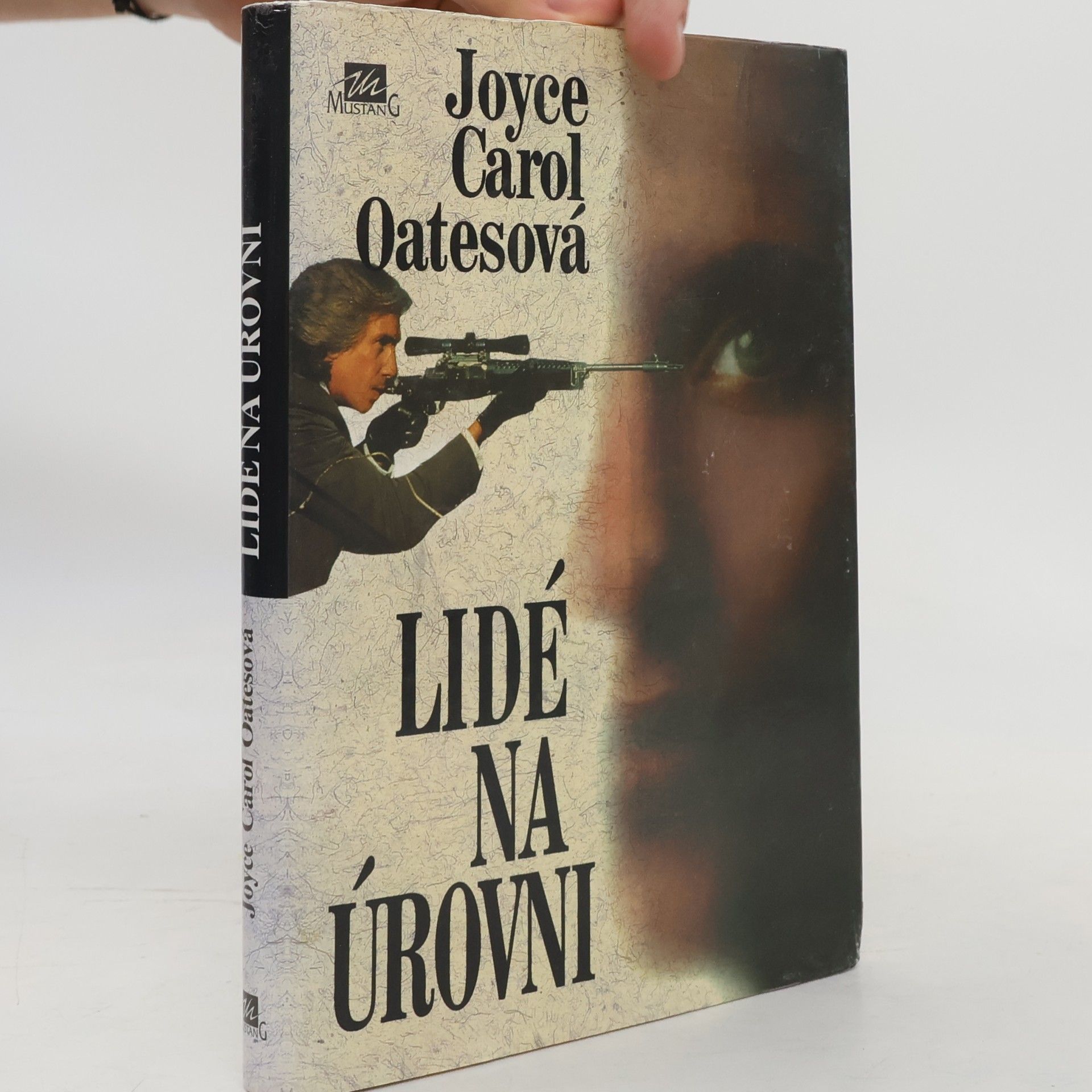 Joyce Carol Oates Lidé na úrovni