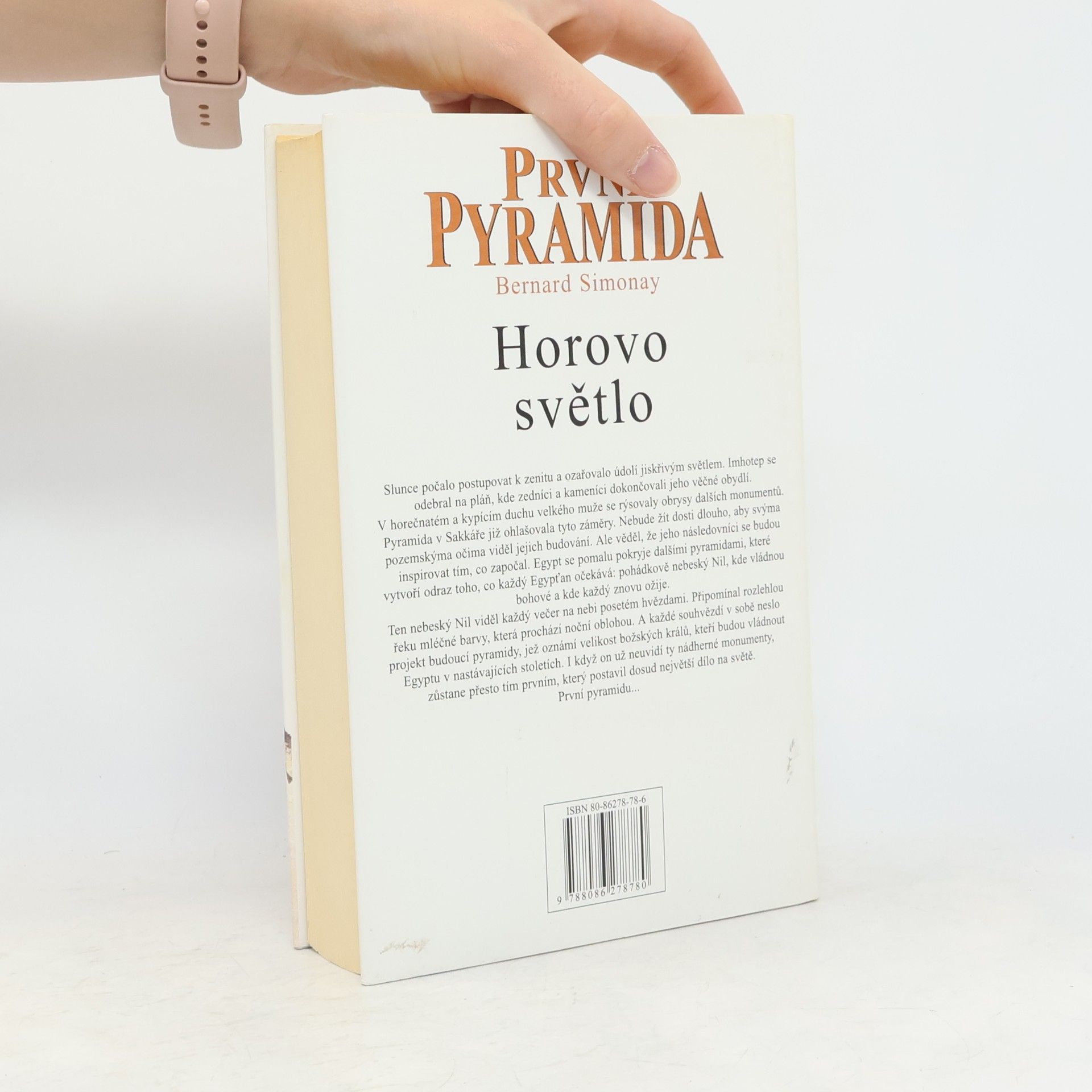 Bernard Simonay První pyramida. [3], Horovo světlo