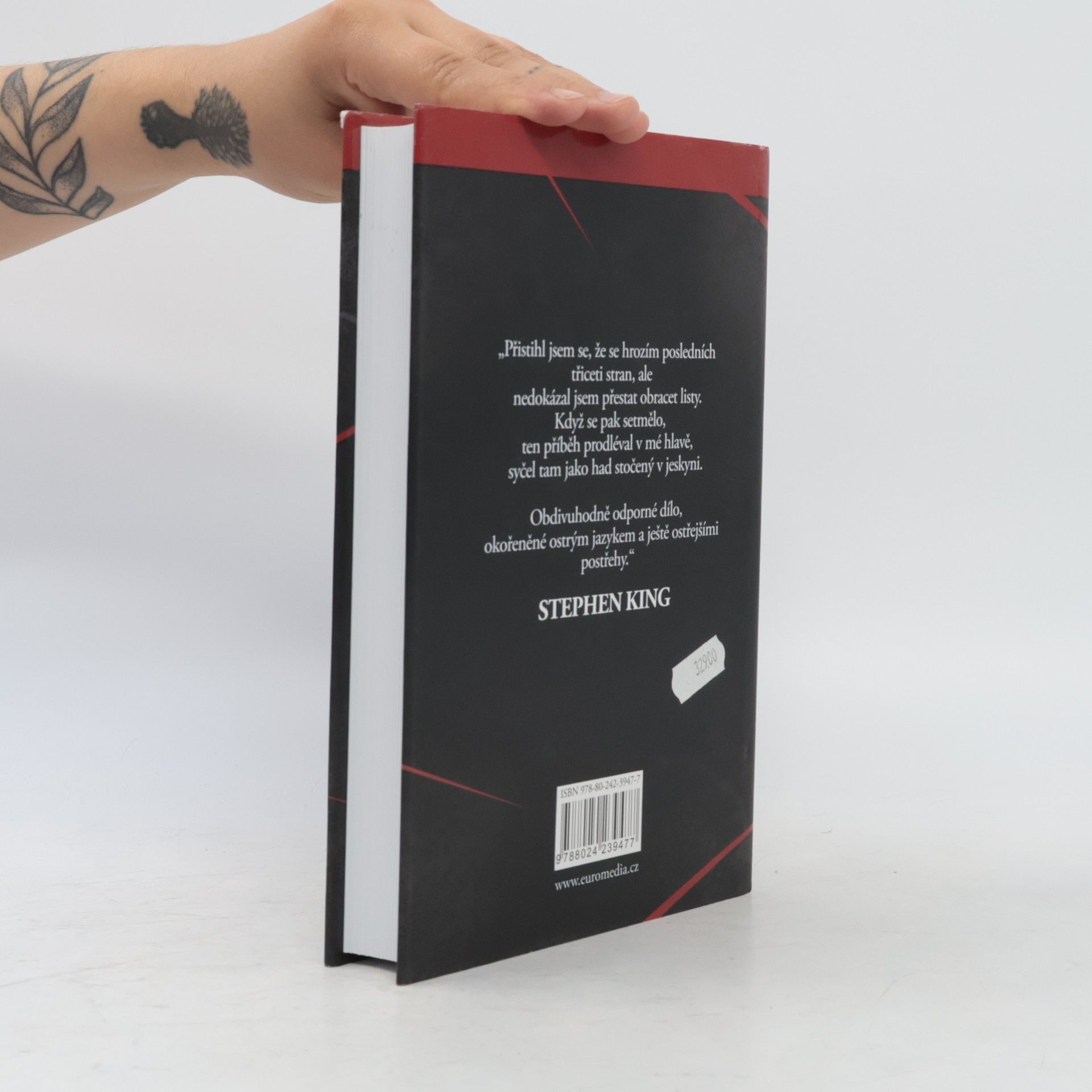Gillian Flynn Ostré předměty