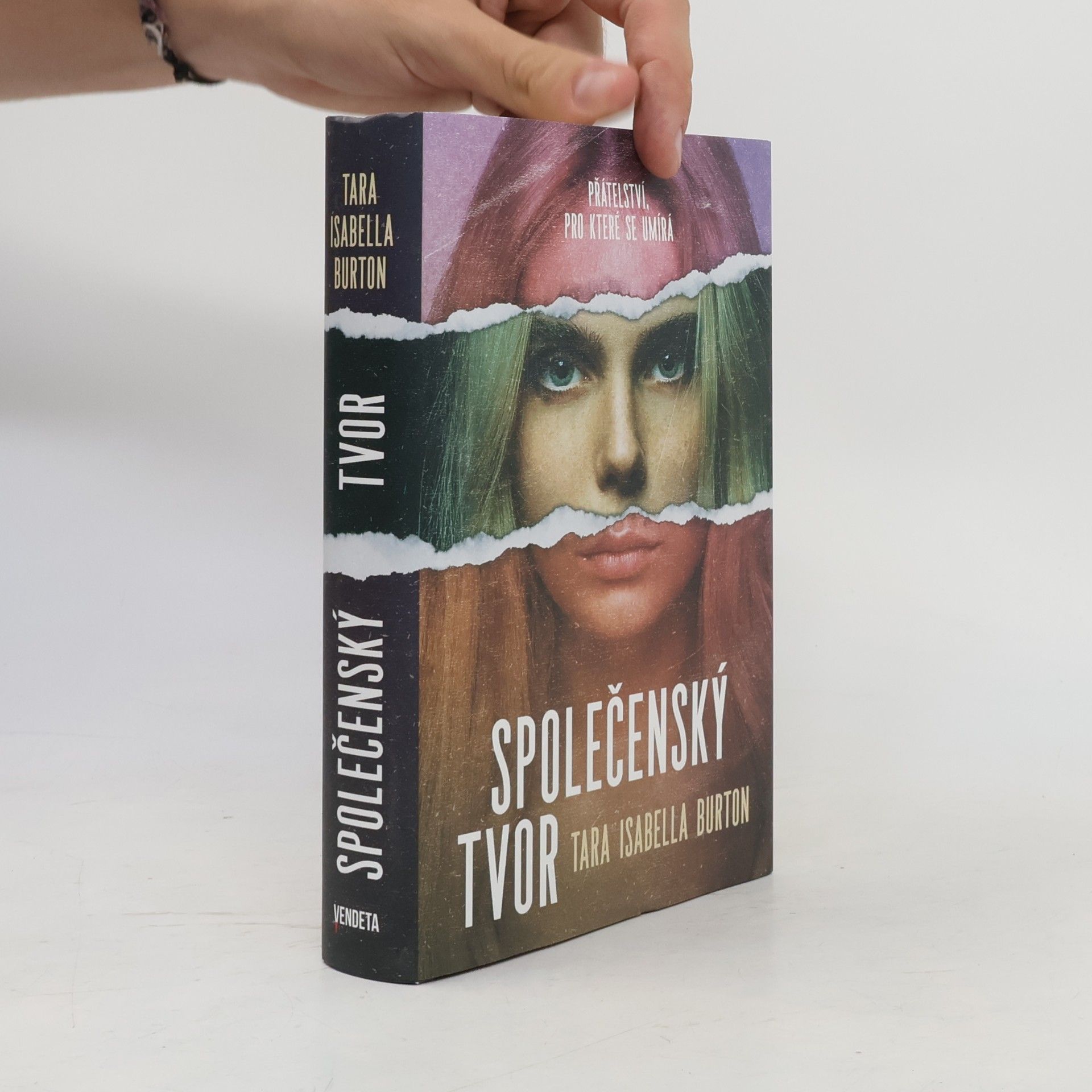 Tara Isabella Burton Společenský tvor