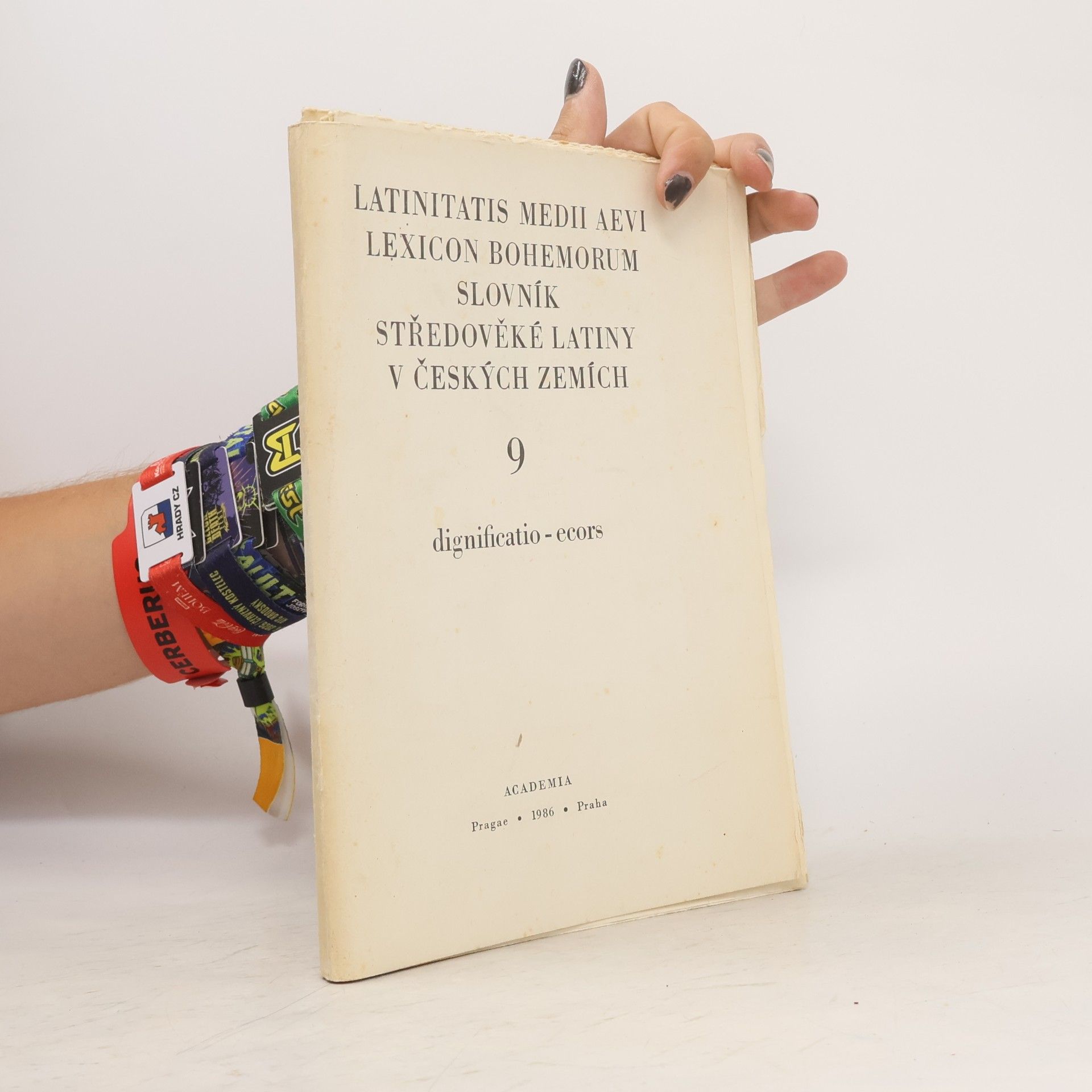 Auteurscollectief Slovník střědověké latiny v českých zemích 9